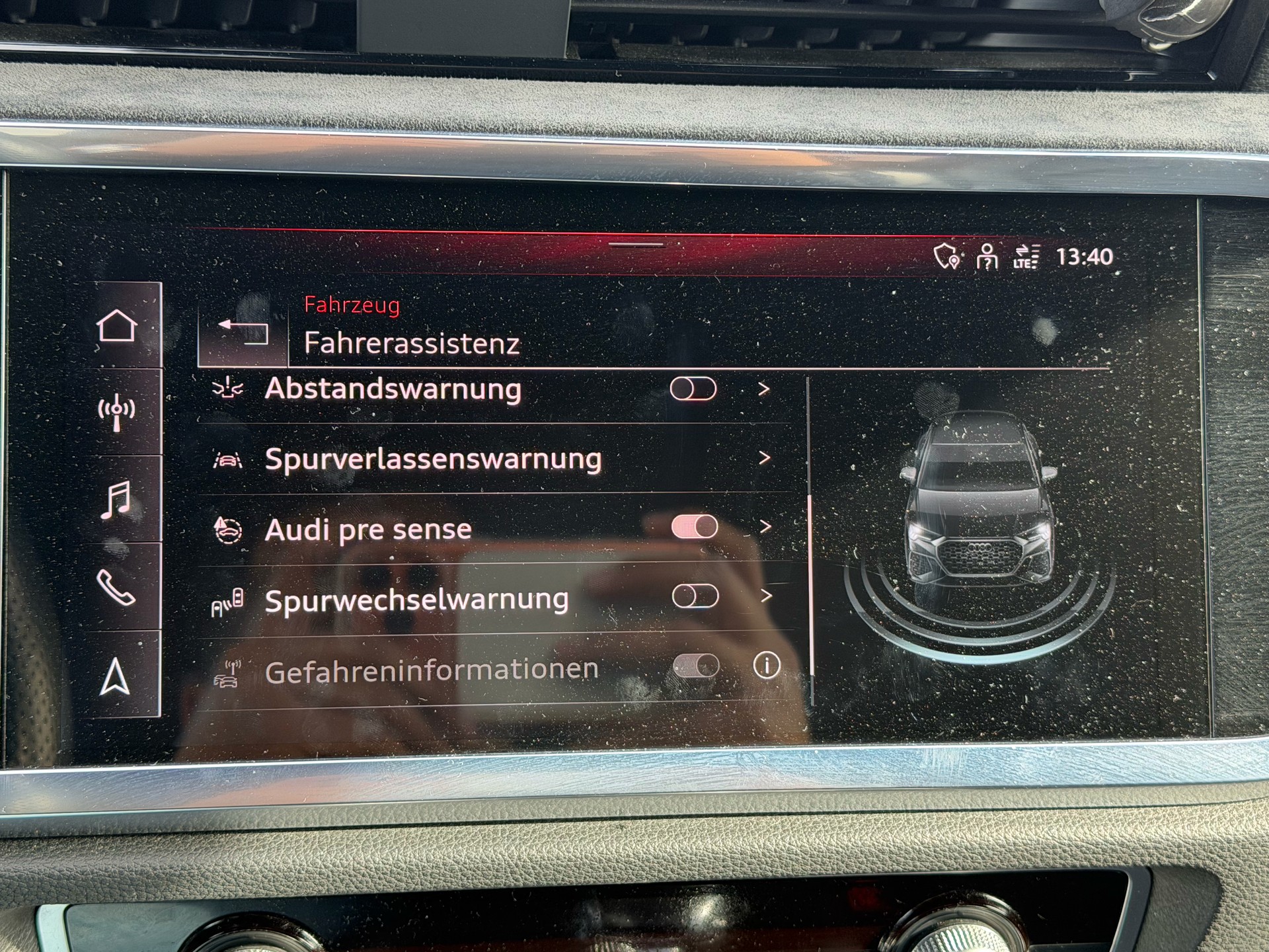 AUDI RS Q3 Sportback quattro S tronic-image-24