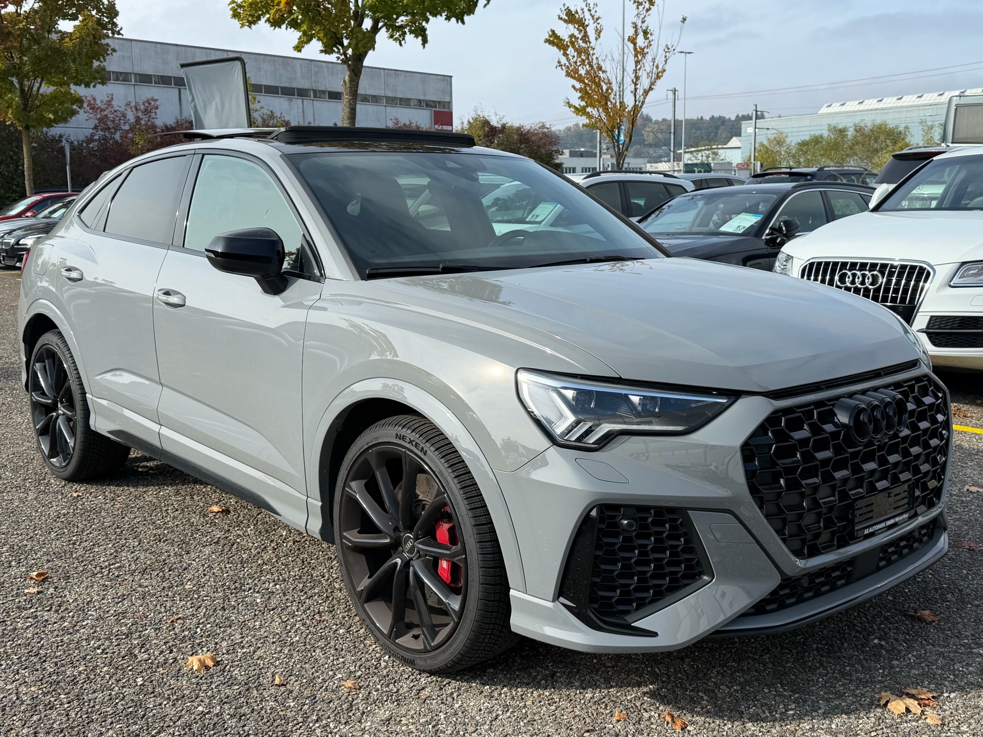 AUDI RS Q3 Sportback quattro S tronic-image-2