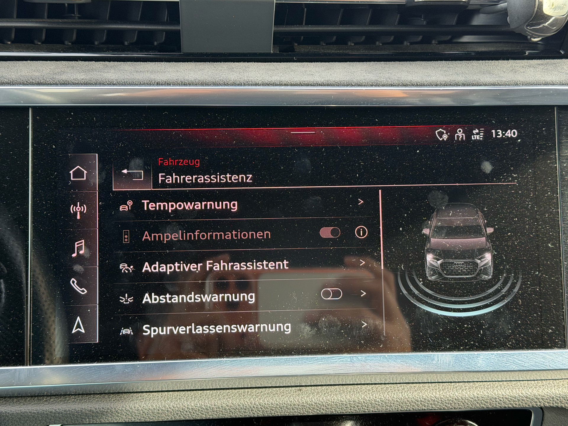 AUDI RS Q3 Sportback quattro S tronic-image-23