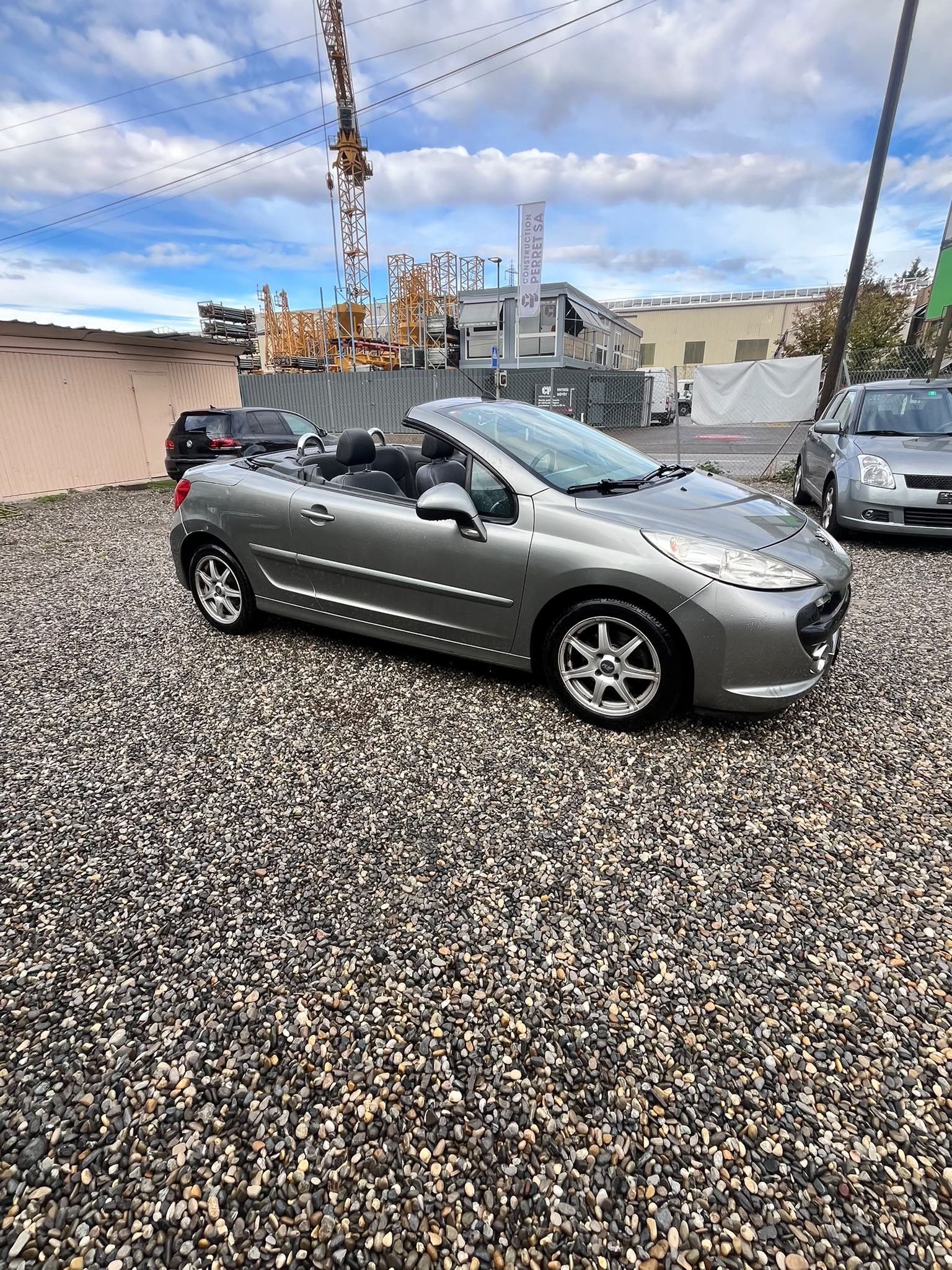 PEUGEOT 207 CC 1.6 16V Turbo Platinium Edition-image-6