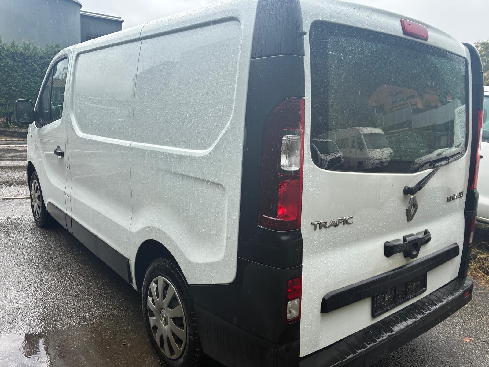 RENAULT Trafic 1.6 ENERGY dCi 95 3.0t Business L1H1-image-6