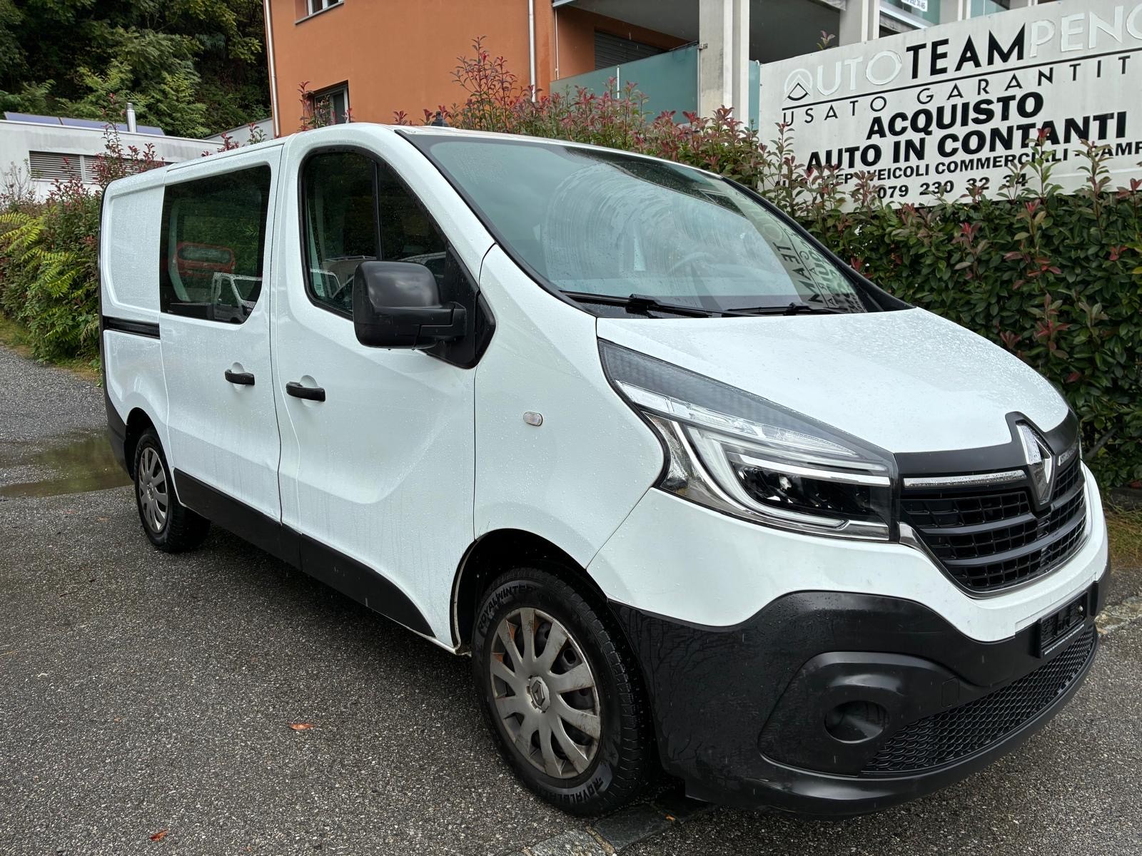 RENAULT Trafic 1.6 ENERGY dCi 95 3.0t Business L1H1-image-2
