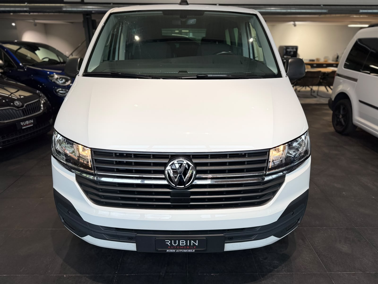 VW T6.1 Multivan 2.0 TDI Trendline Liberty DSG-image-8