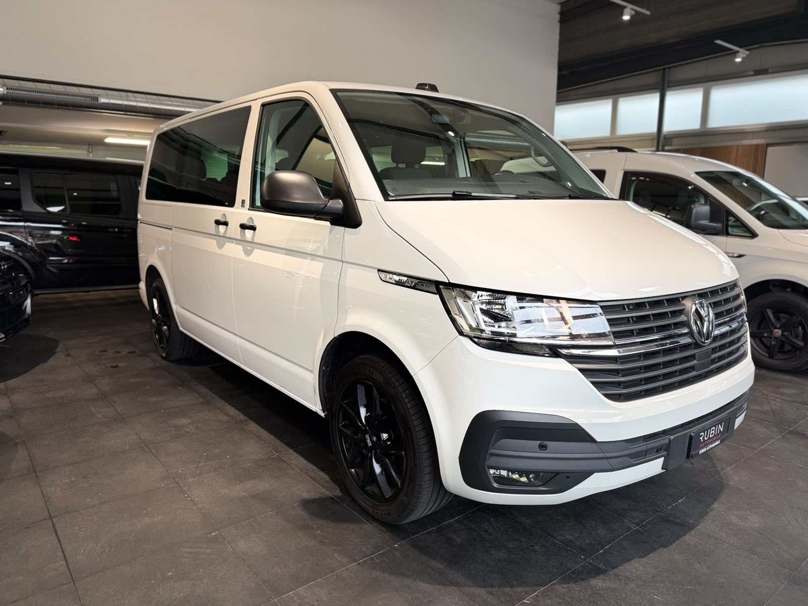 VW T6.1 Multivan 2.0 TDI Trendline Liberty DSG-image-7