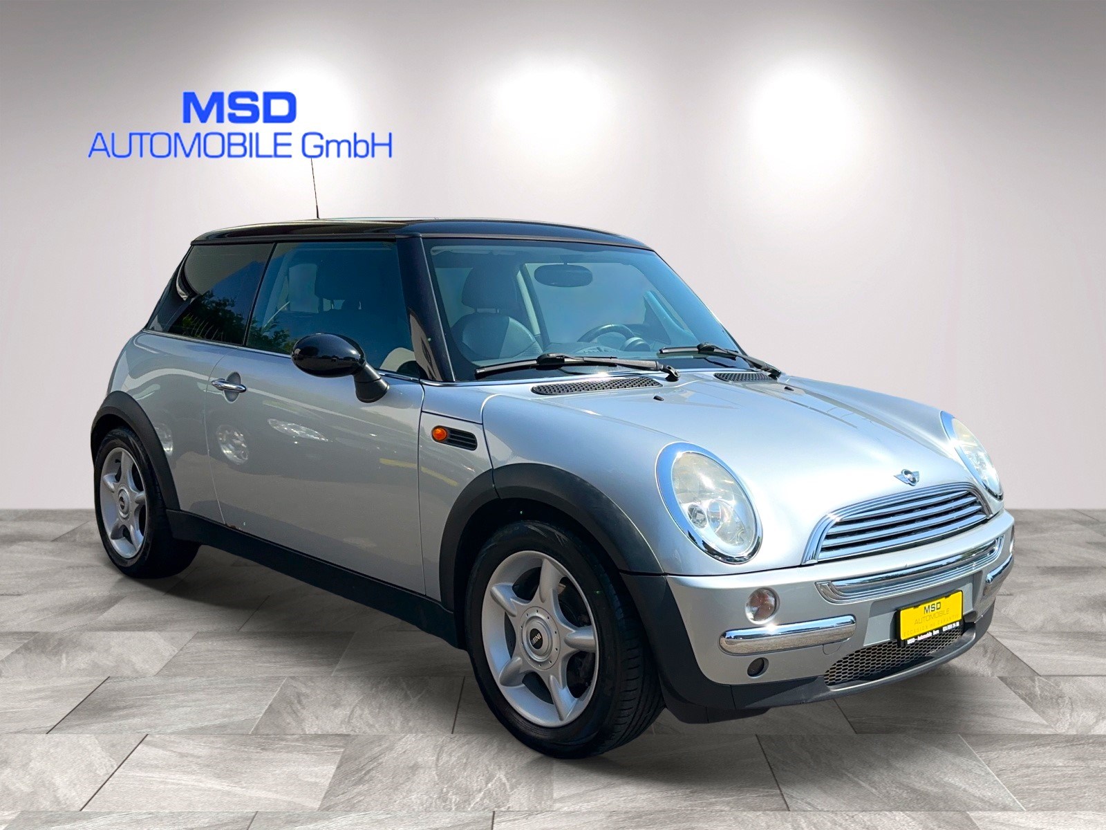 MINI Cooper-image-2