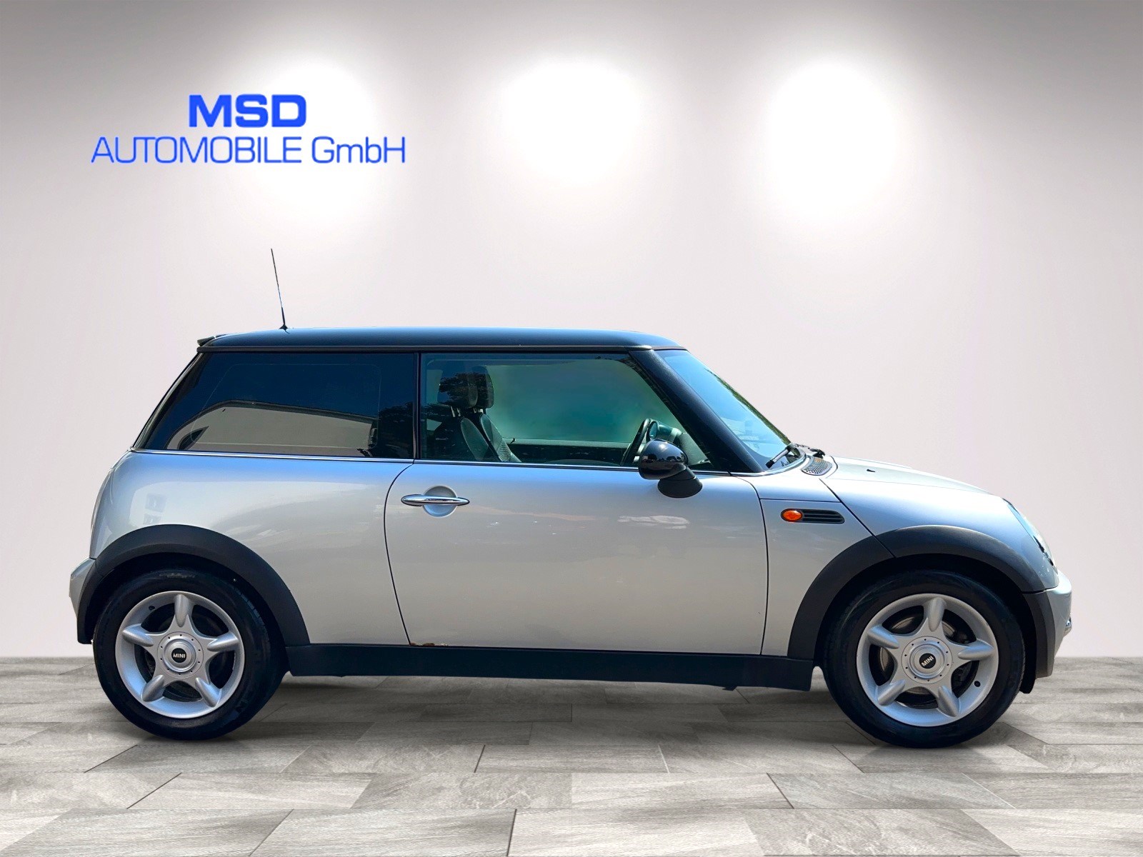 MINI Cooper-image-4