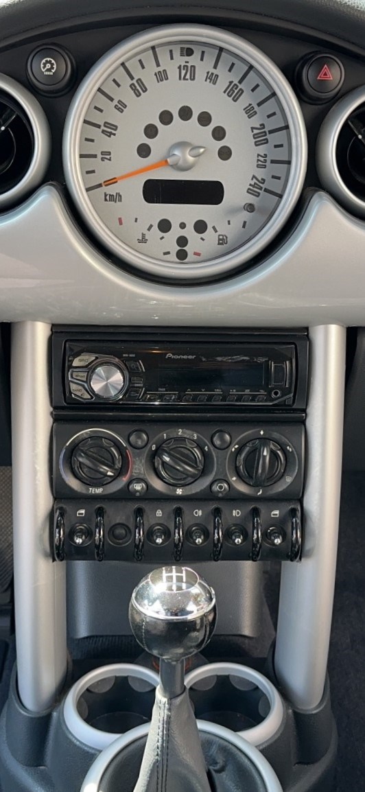 MINI Cooper-image-10