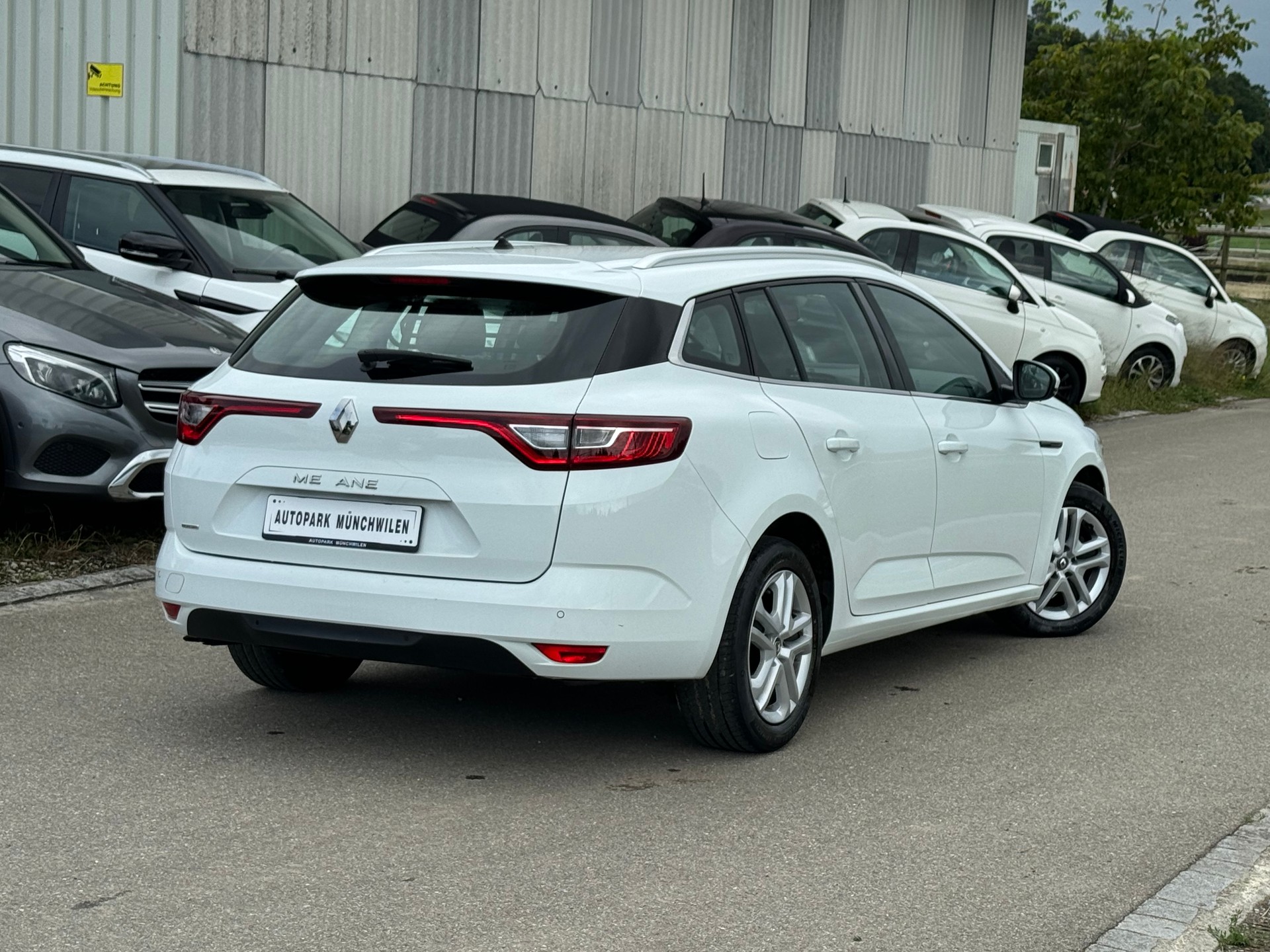 RENAULT Mégane Grandtour 1.5 dCi Business EDC-image-2