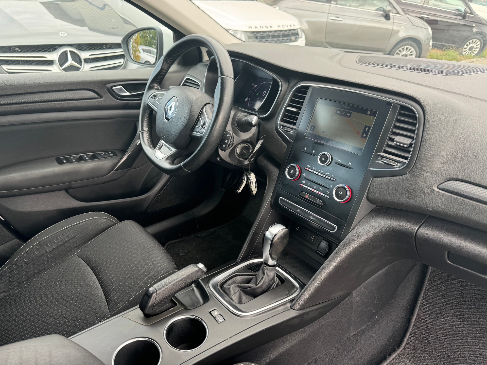 RENAULT Mégane Grandtour 1.5 dCi Business EDC-image-6