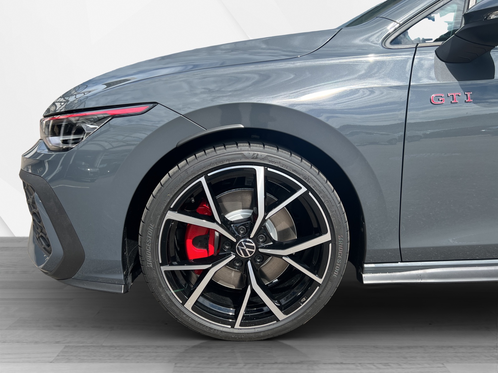 VW Golf 2.0 TSI GTI DSG-image-8
