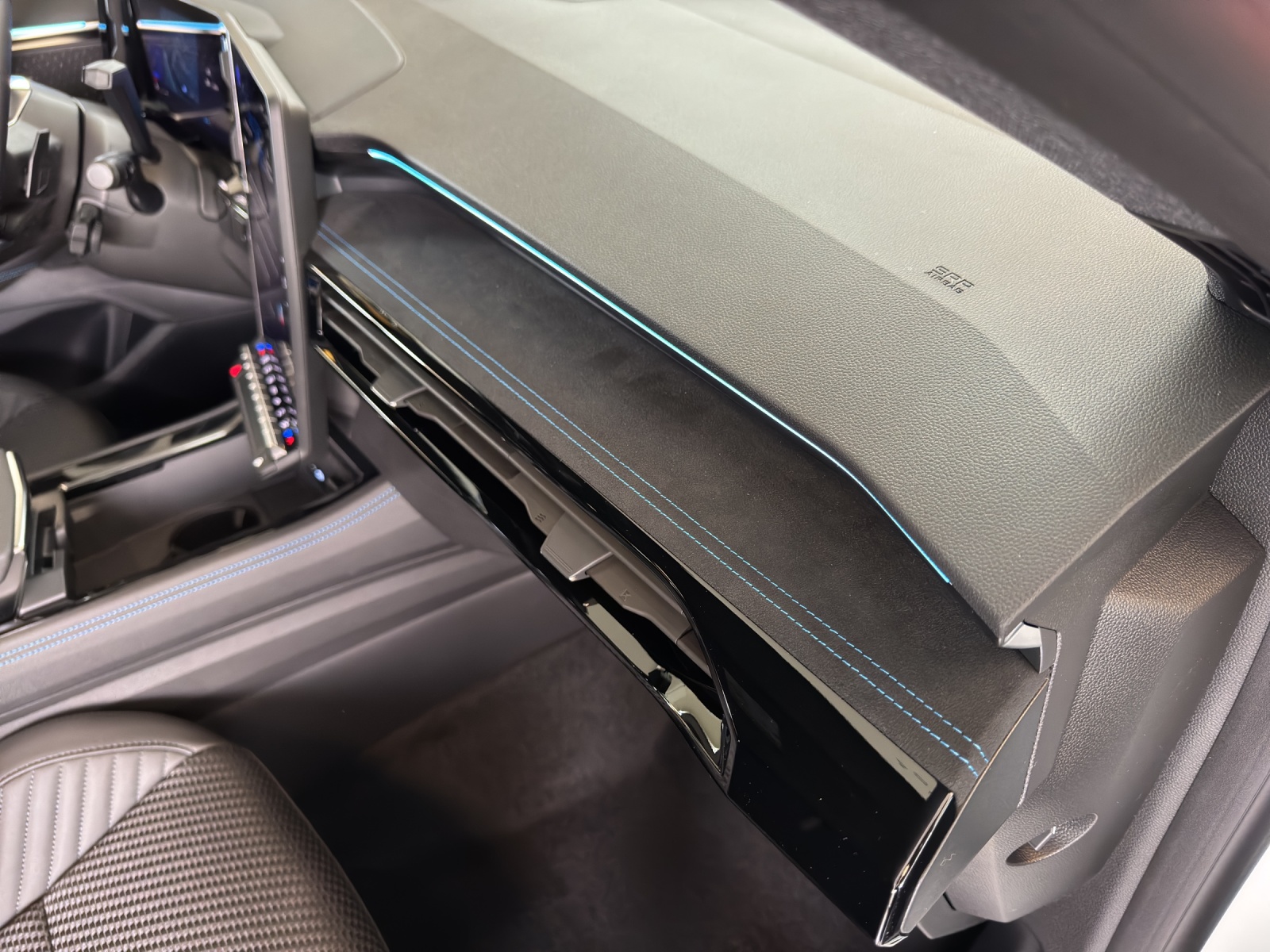 RENAULT Austral 200 HEV Esprit Alpine-image-10