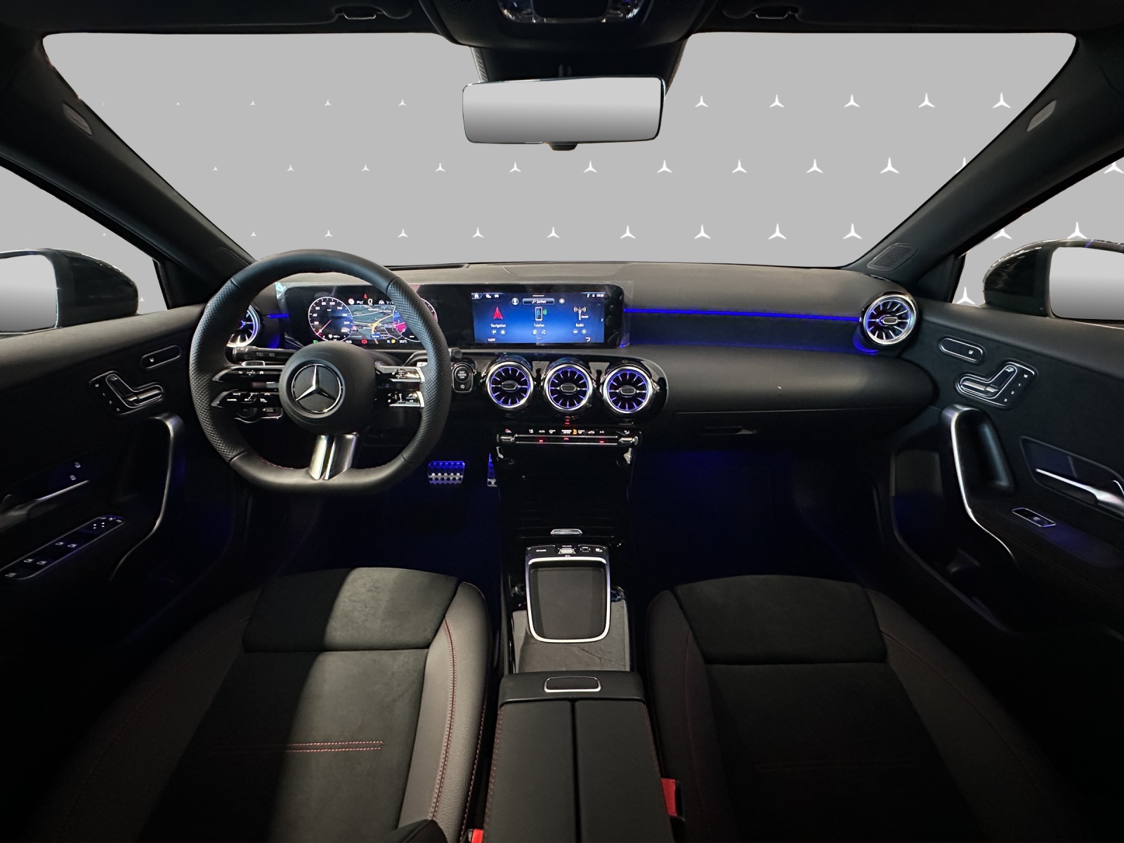 MERCEDES-BENZ A 200 Night Star 7G-DCT-image-13