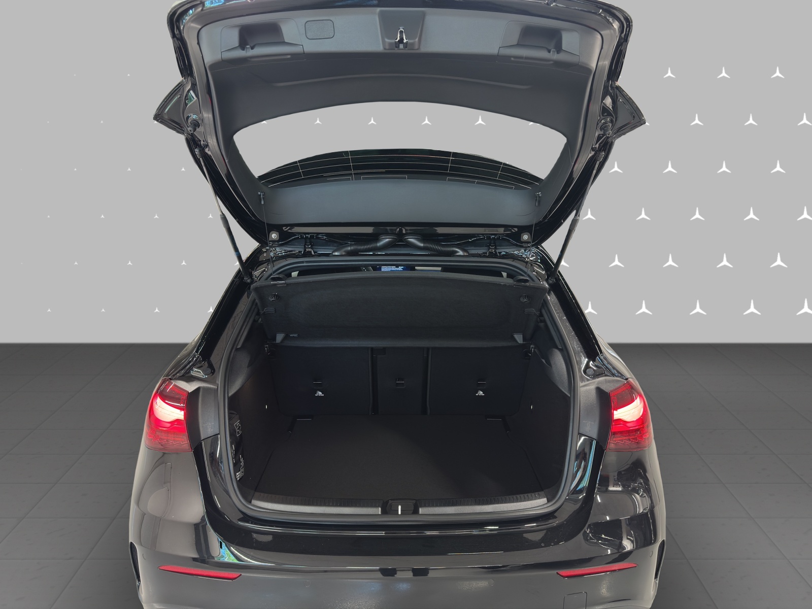 MERCEDES-BENZ A 200 Night Star 7G-DCT-image-7