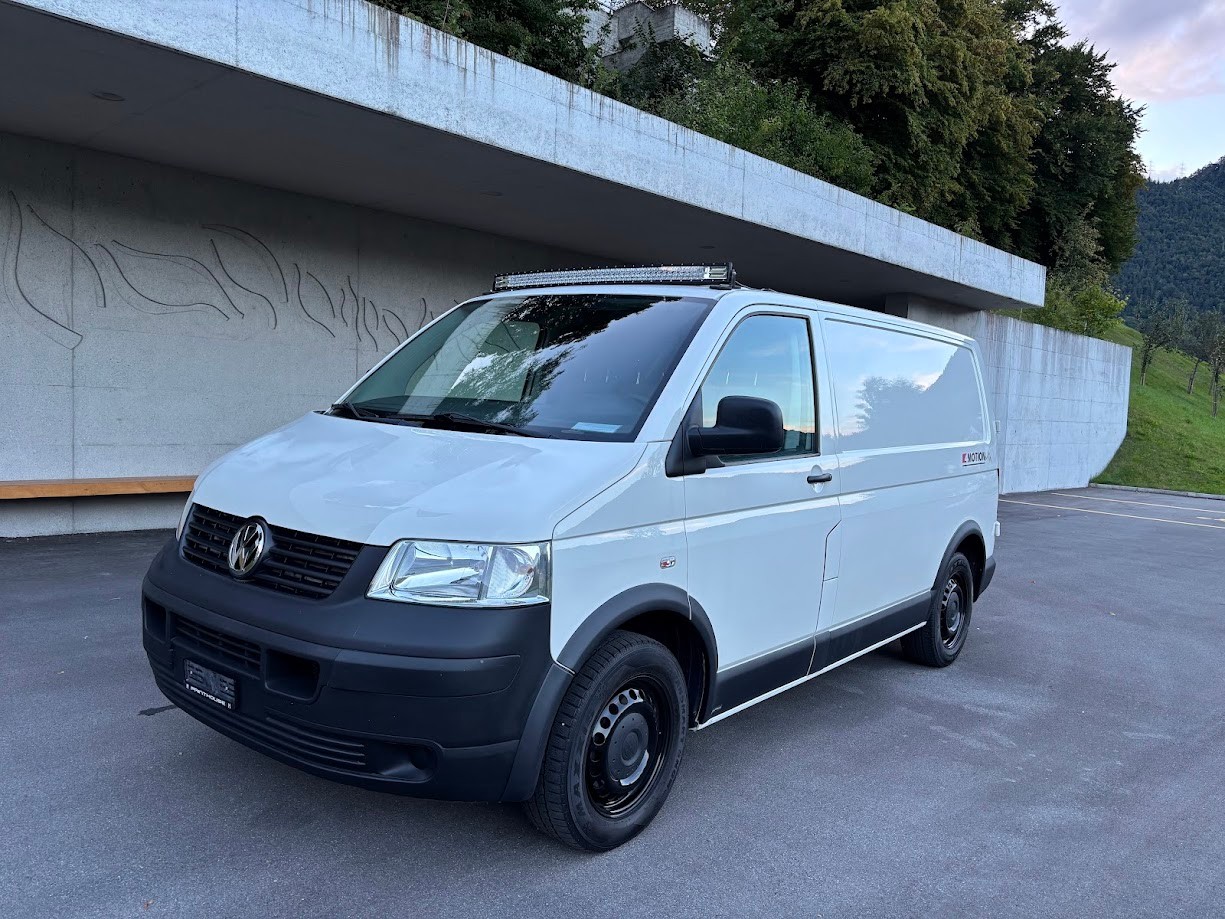 VW T5 2.5 TDI PD 4MOTION-image-1