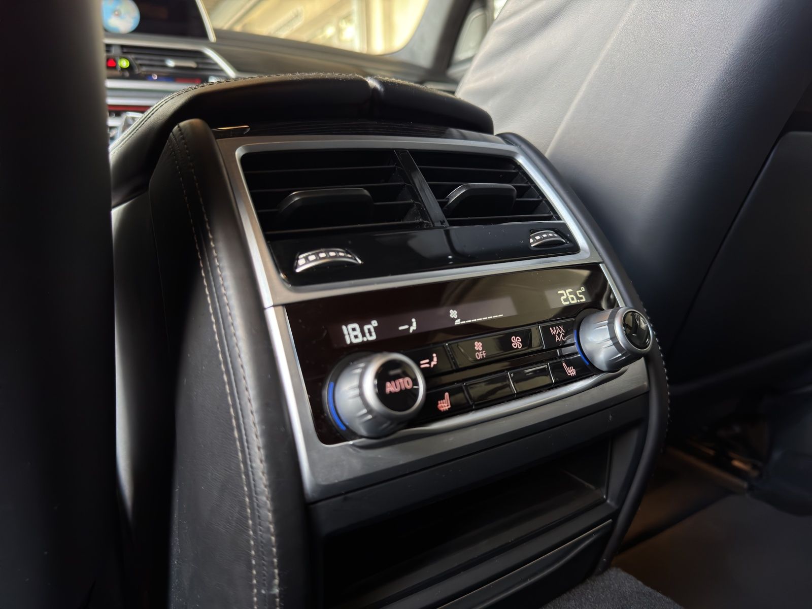 BMW 740 d xDrive Steptronic-image-20