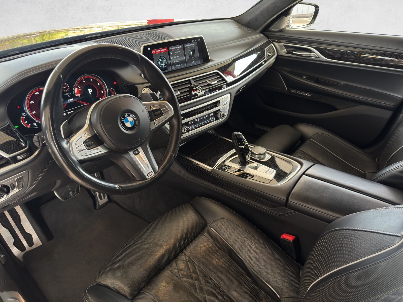 BMW 740 d xDrive Steptronic-image-8
