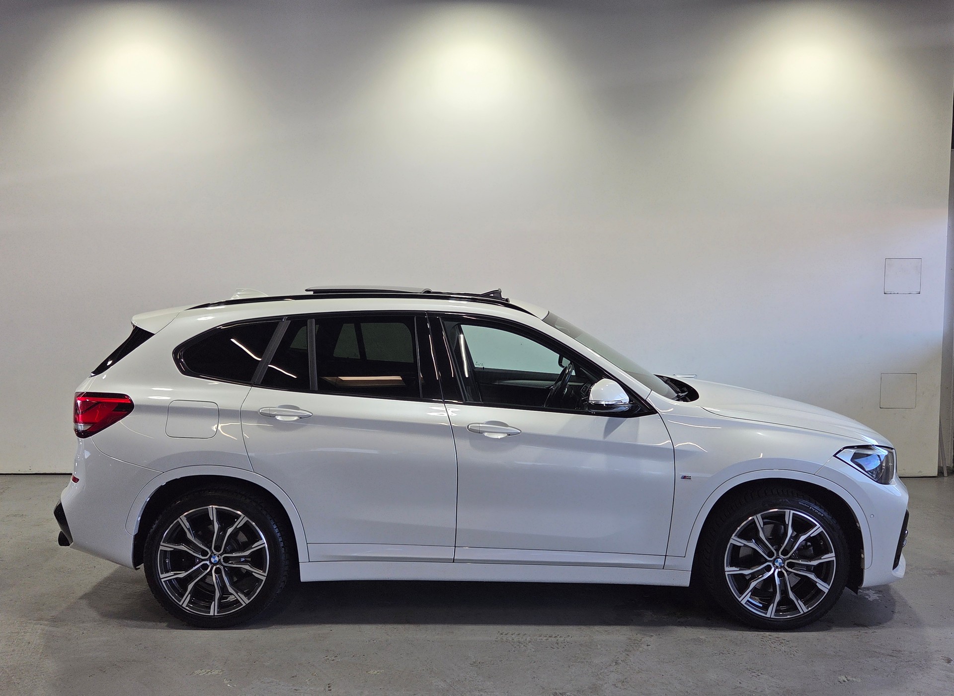 BMW X1 20d xDrive M-Sport-image-22