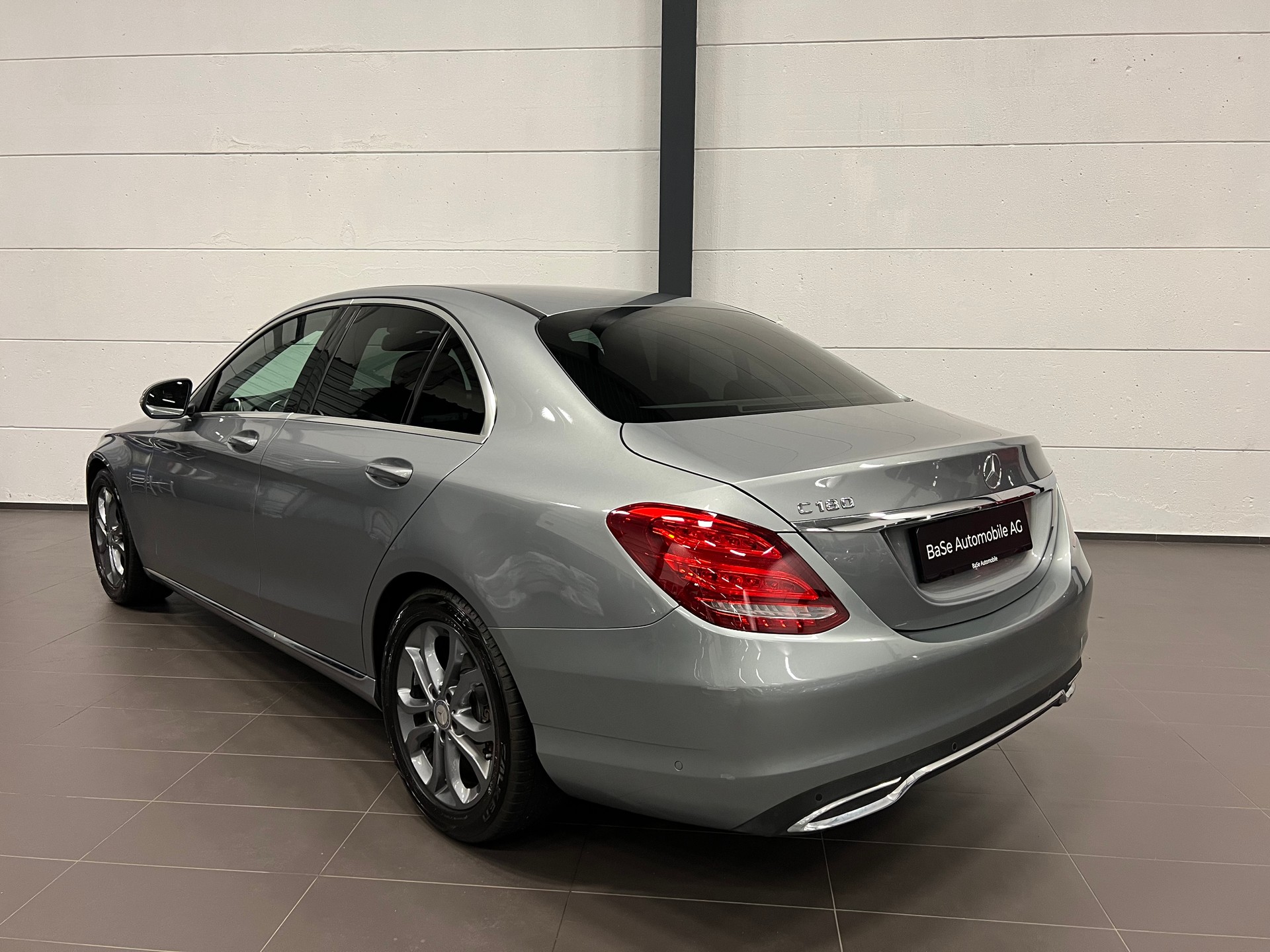 MERCEDES-BENZ C 180 Avantgarde 7G-Tronic-image-11