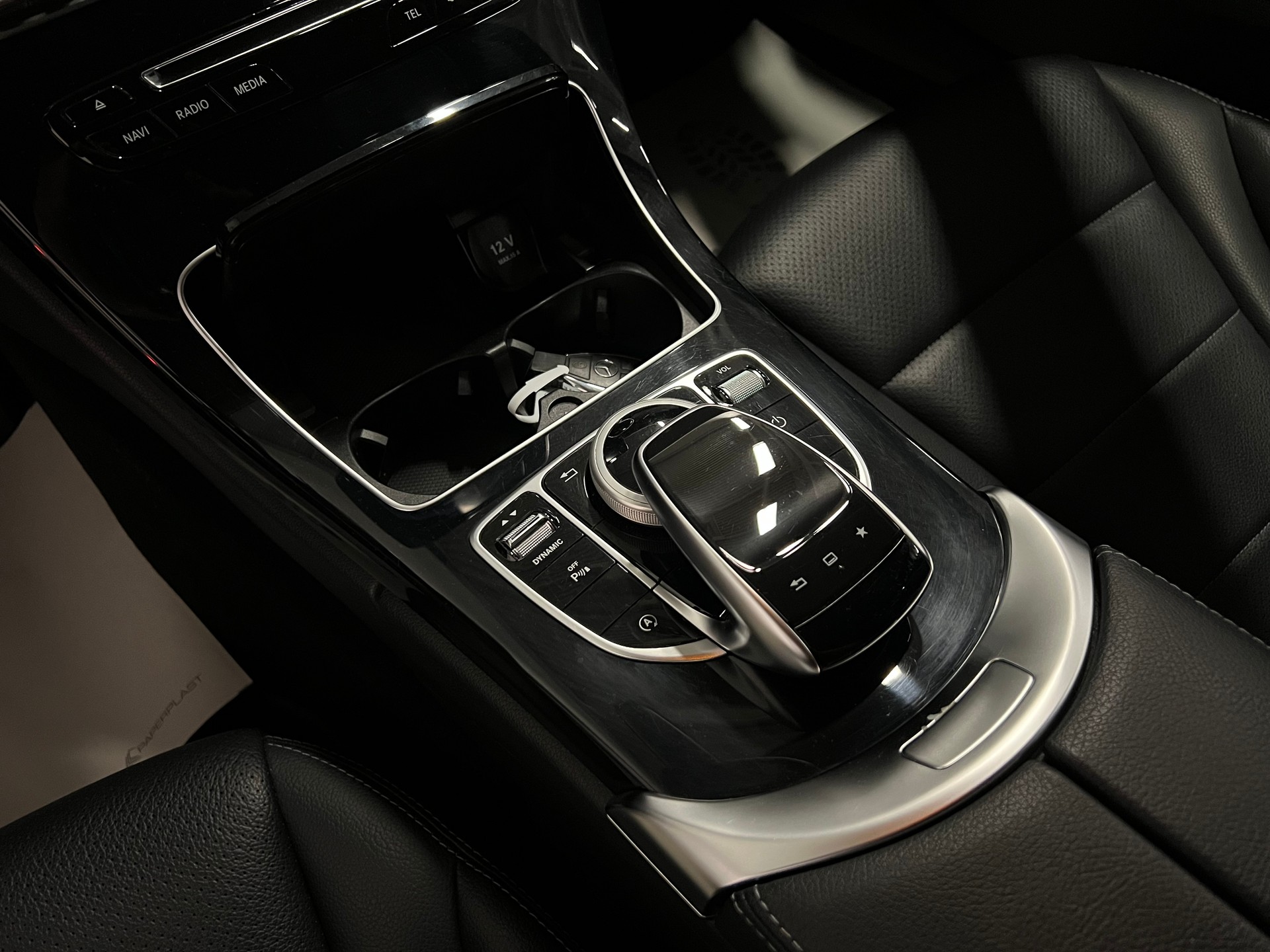 MERCEDES-BENZ C 180 Avantgarde 7G-Tronic-image-28