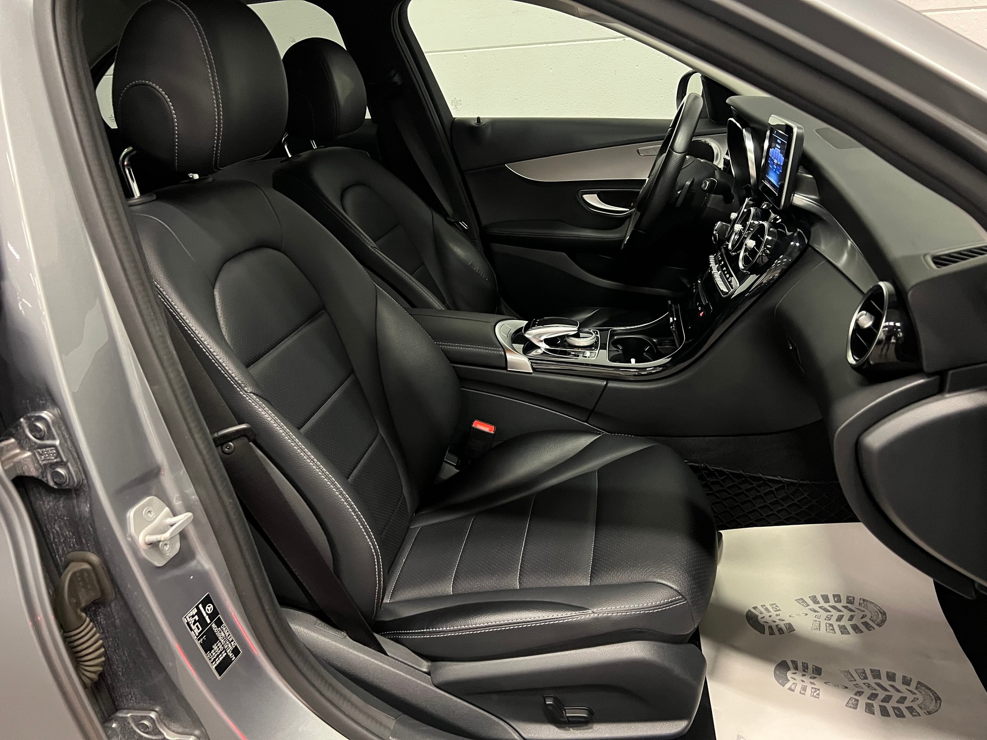 MERCEDES-BENZ C 180 Avantgarde 7G-Tronic-image-20
