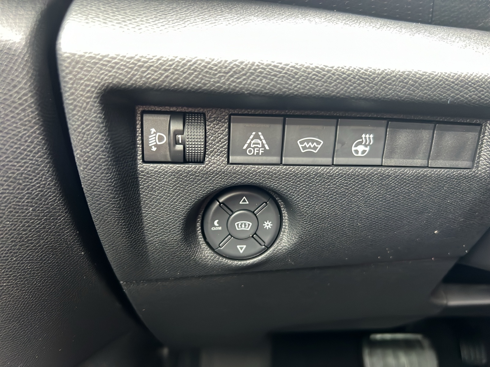 CITROEN C4 1.2 Pure Tech Shine EAT8-image-28