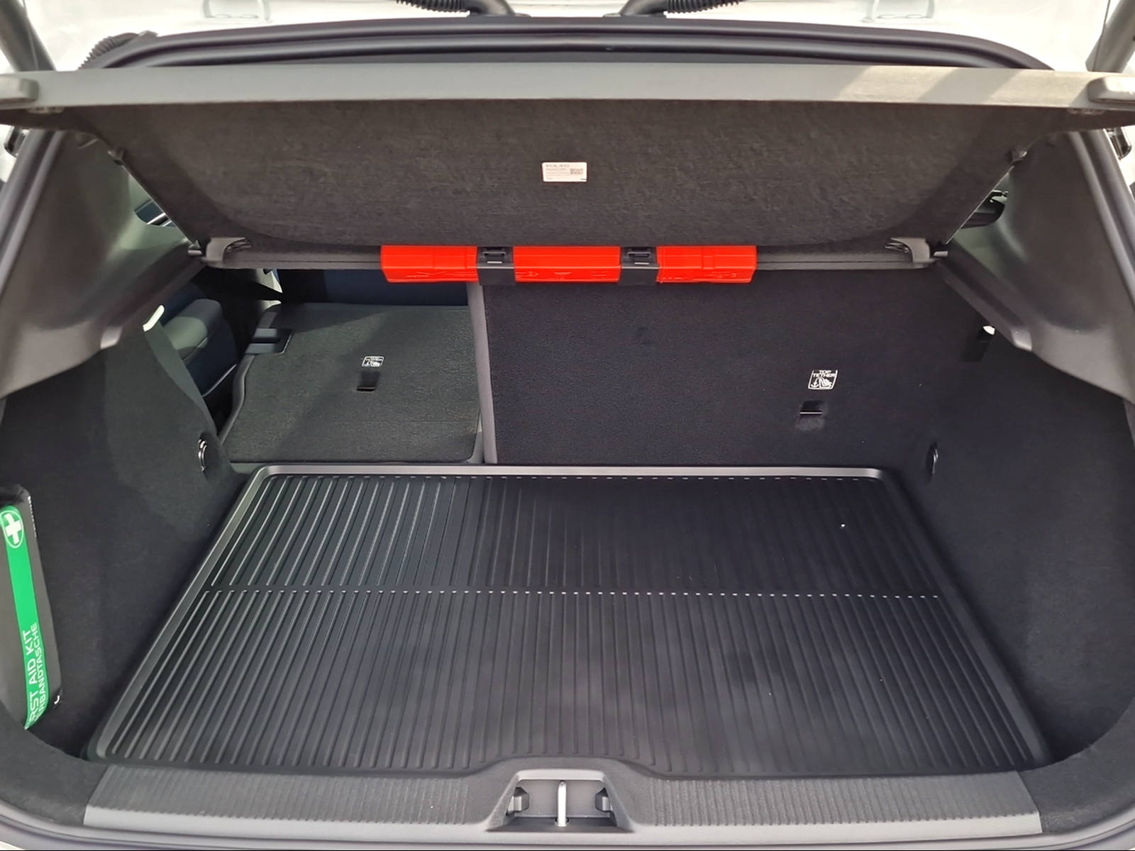VOLVO EX 30 E60 Ultra-image-15