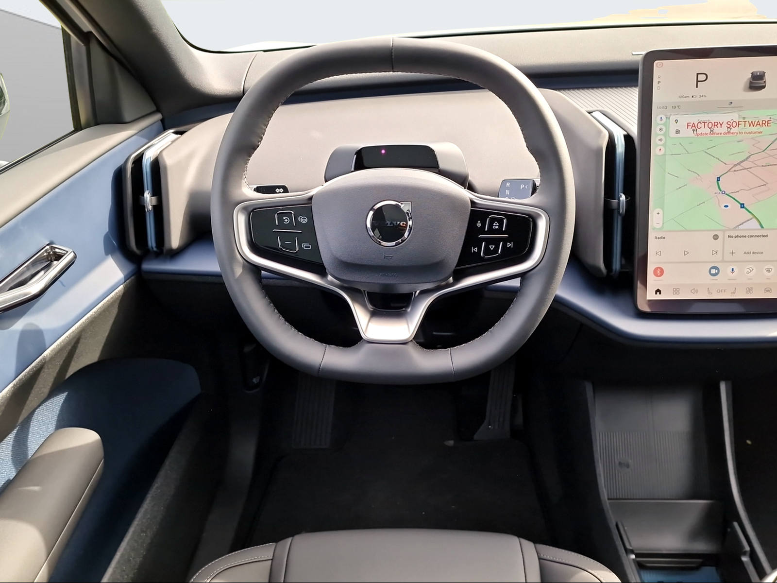 VOLVO EX 30 E60 Ultra-image-12