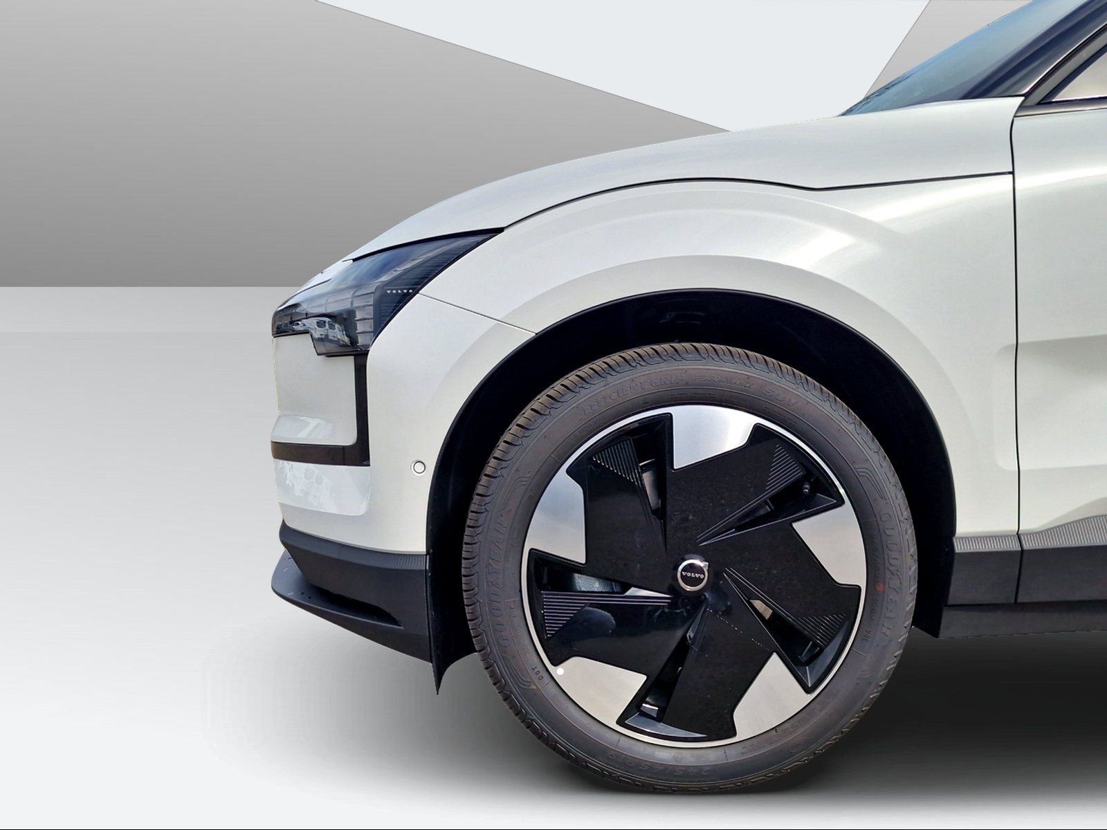VOLVO EX 30 E60 Ultra-image-8