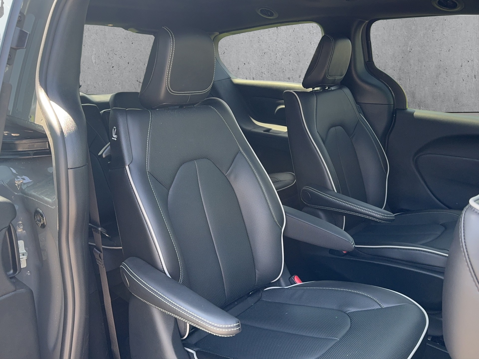 LANCIA PACIFICA Hybrid Limited S Appearance 3.6 V6-image-11