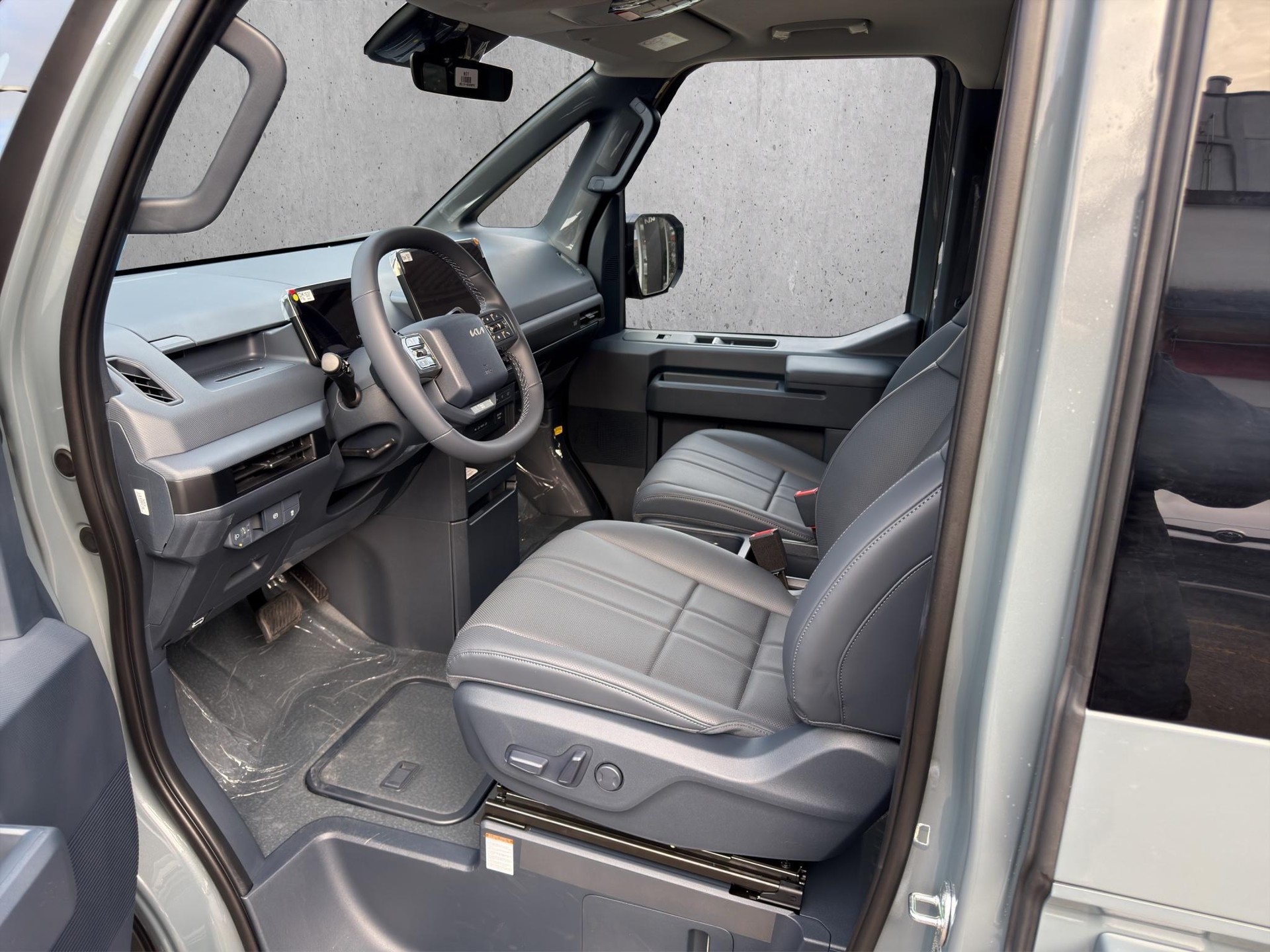 KIA PV5 Passenger 71.2 kWh Elite-image-6