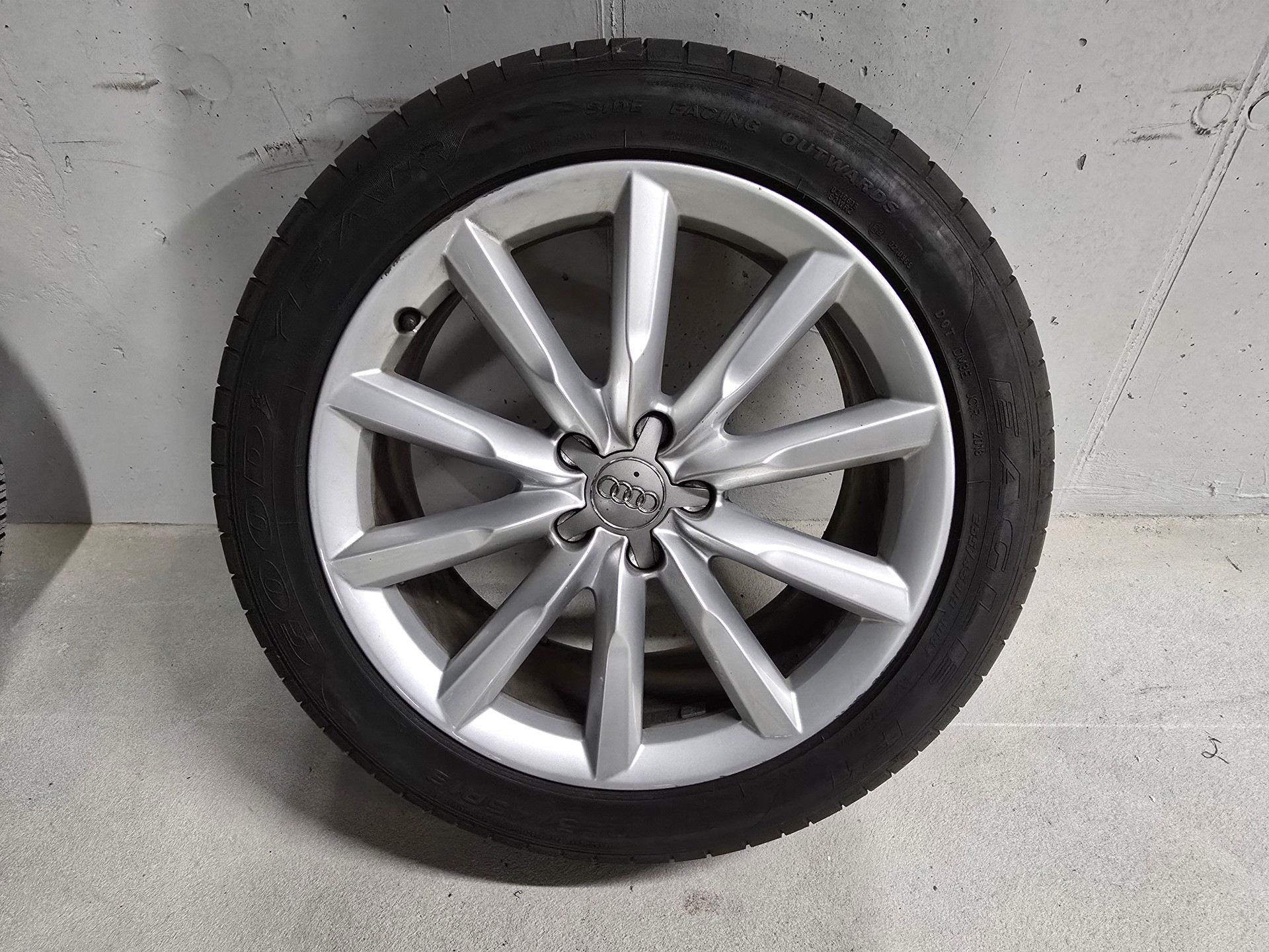 AUDI A6 allroad 3.0 TDI V6 quattro S-tronic-image-24