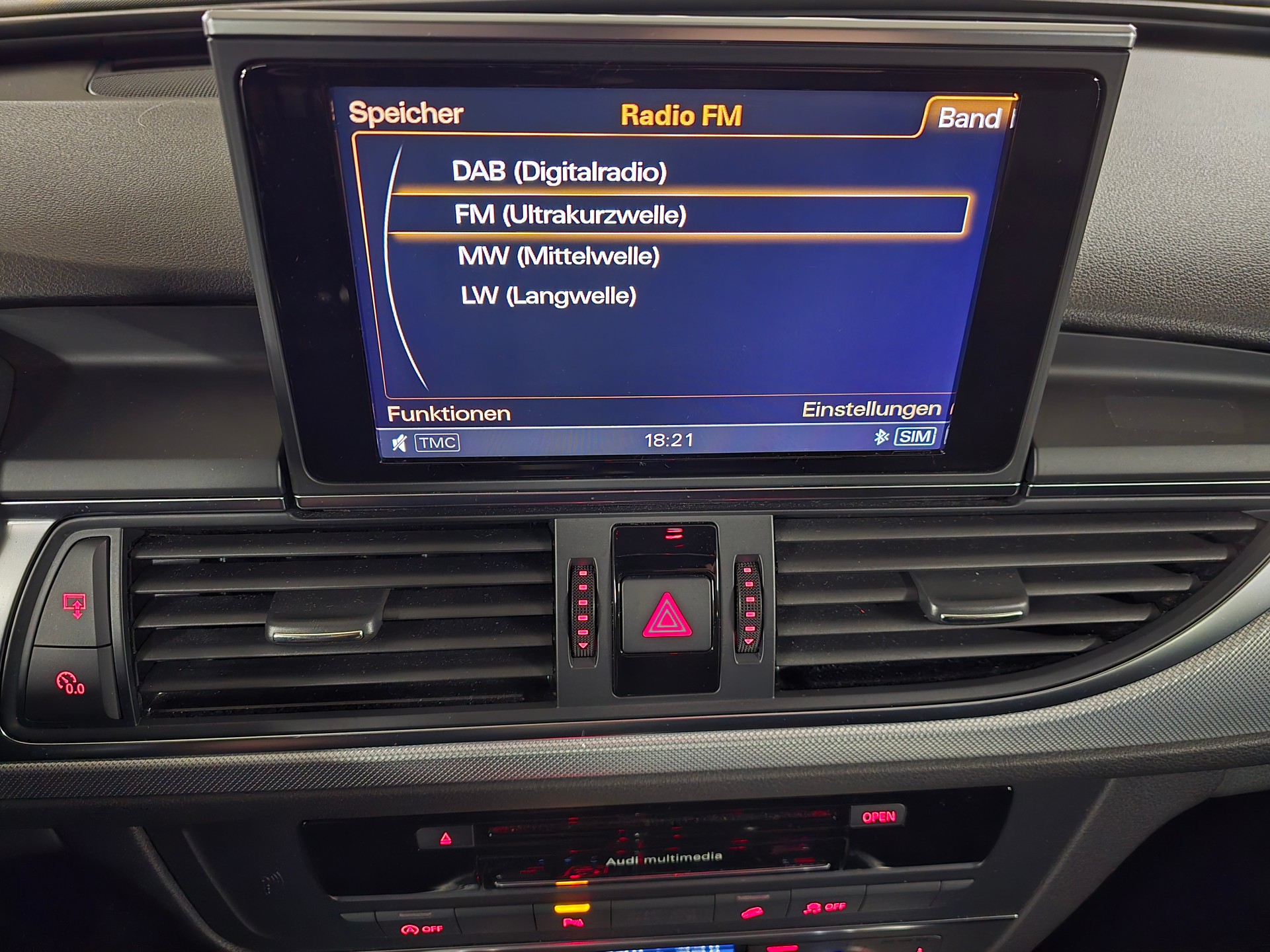 AUDI A6 allroad 3.0 TDI V6 quattro S-tronic-image-14