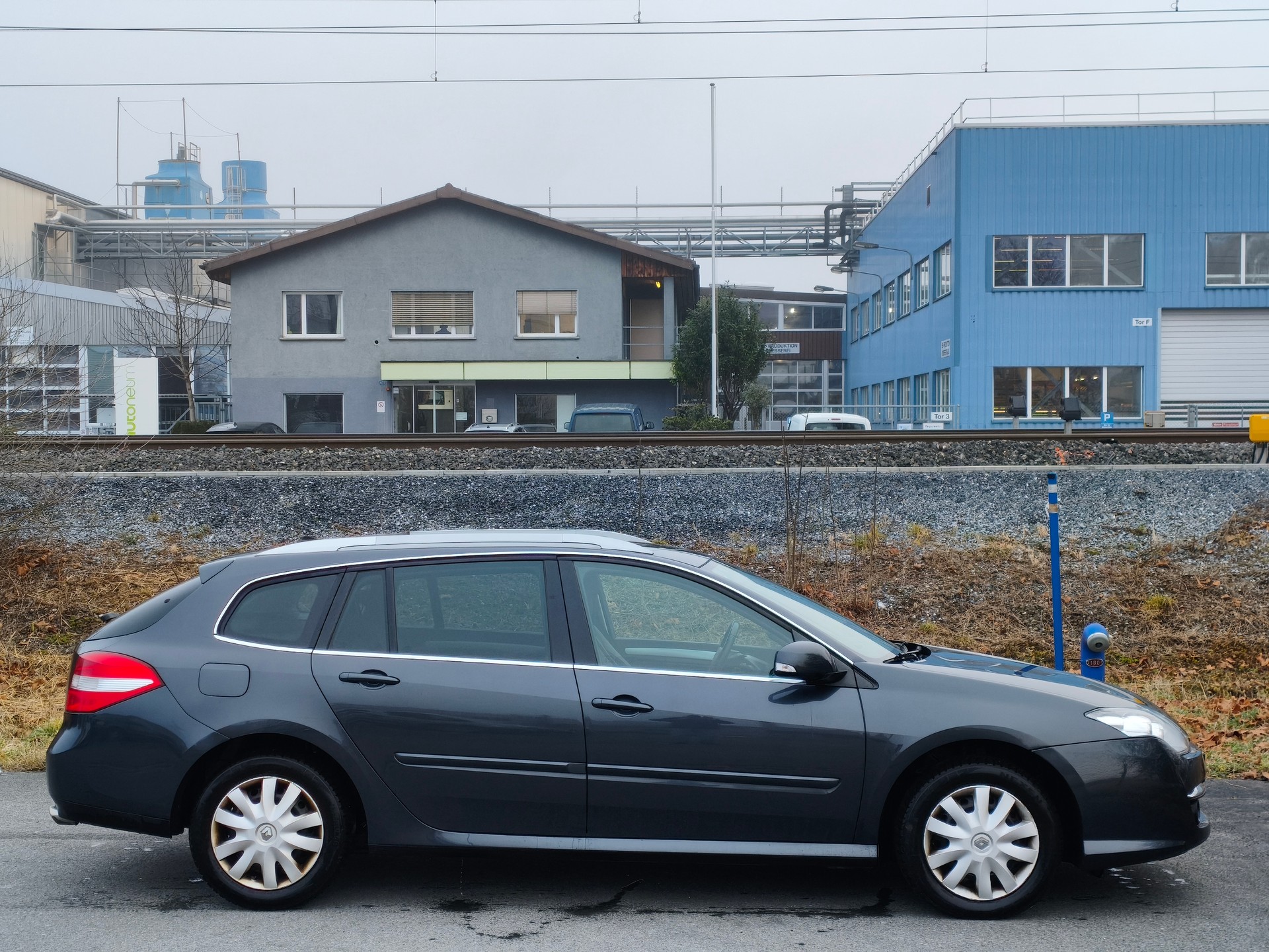 RENAULT Laguna Grandtour 2.0 16V T Expression Automatic-image-3