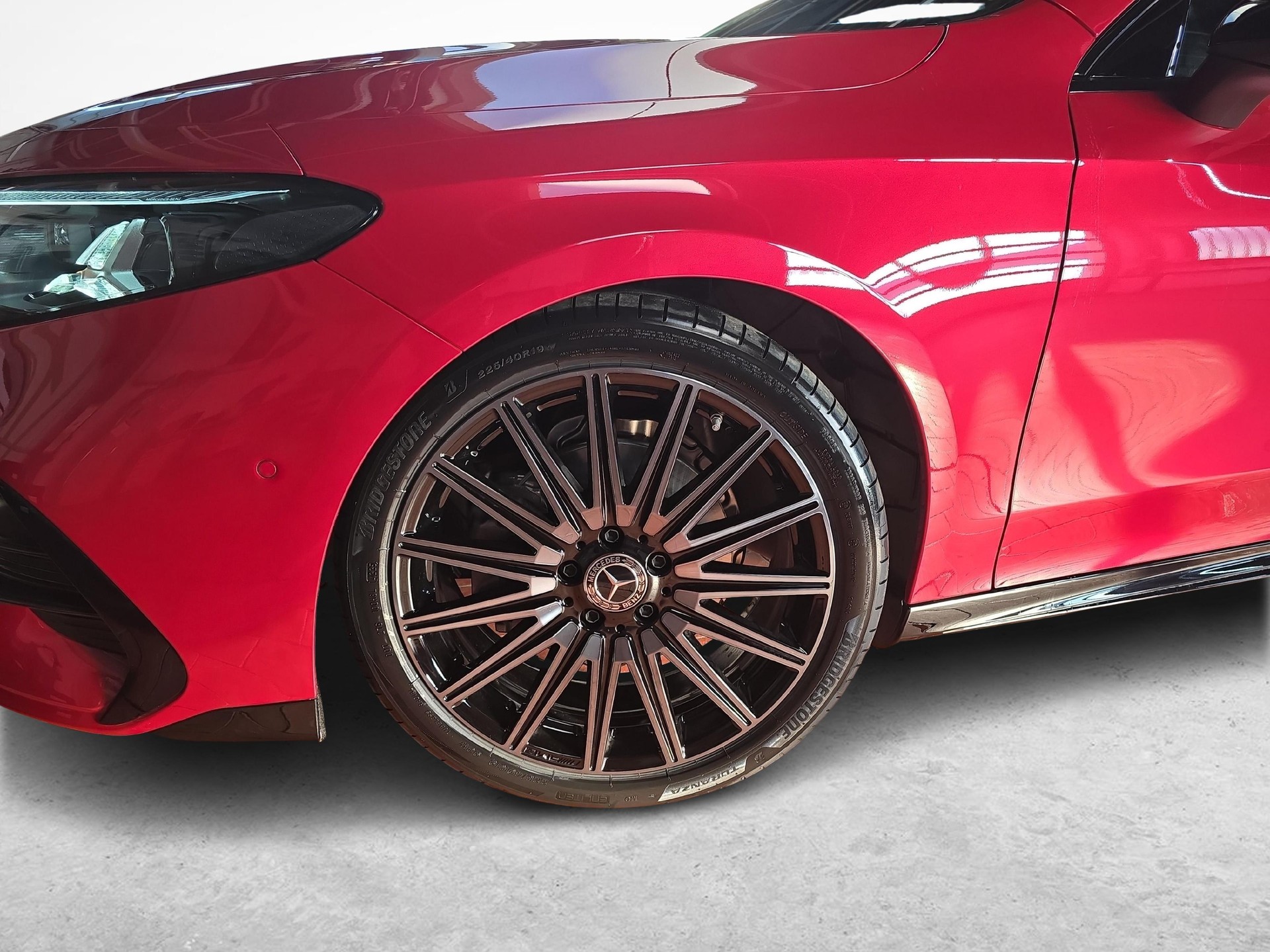 MERCEDES-BENZ CLA 180 AMG Line-image-9