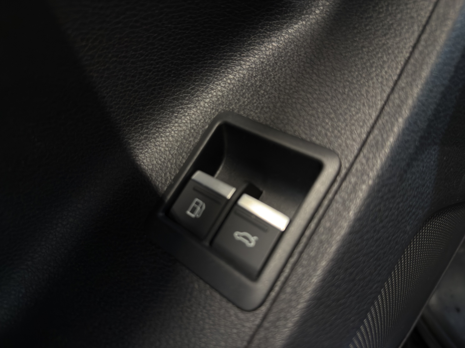 AUDI Q3 45 TFSI e Attraction S-tronic-image-15