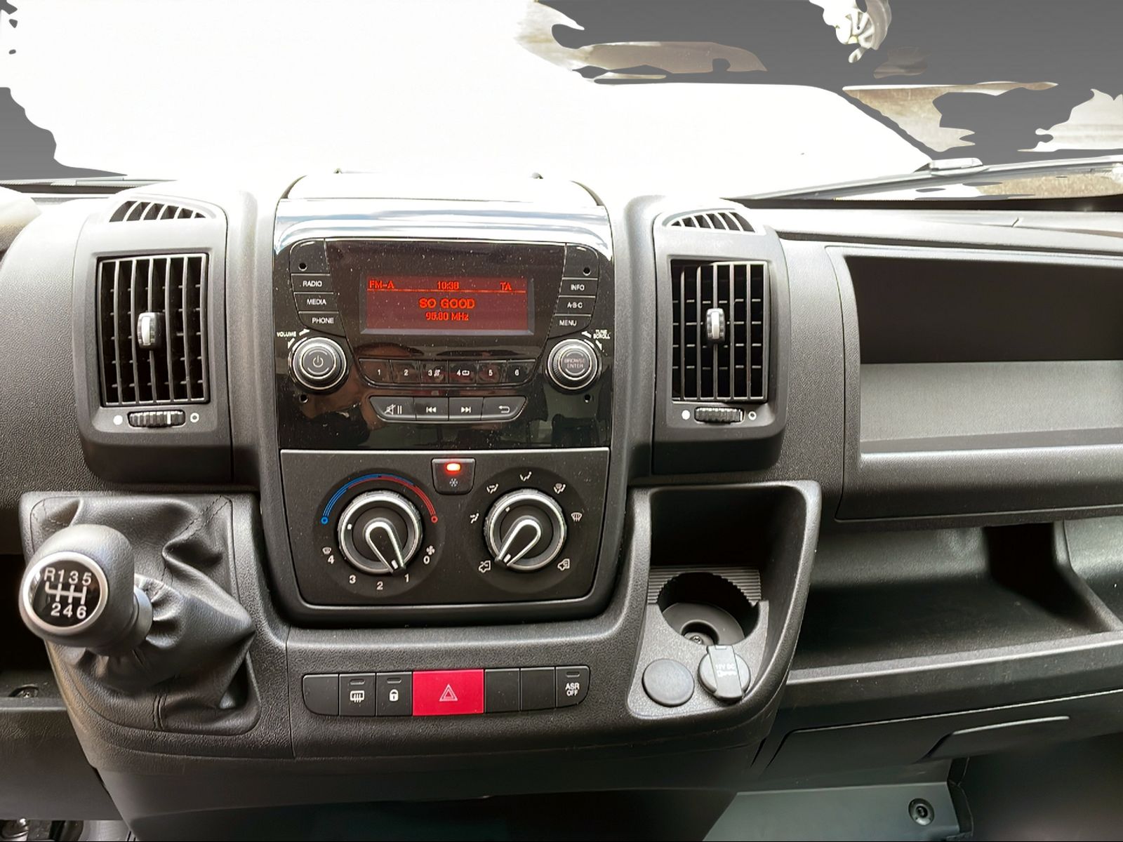 CITROEN Jumper Kab.-Ch. 35 L2 2.2 BlueHDi 165 Control Kofferaufbau mit Hebebühne-image-7