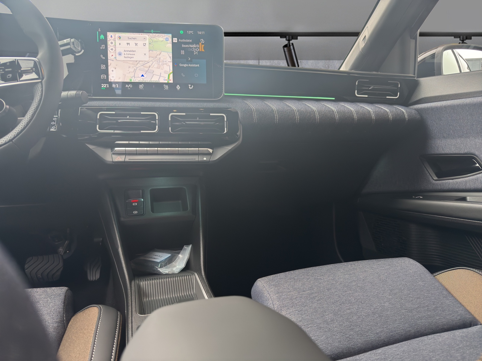 RENAULT R5 E-Tech Comfort Range 52 kWh Techno-image-9