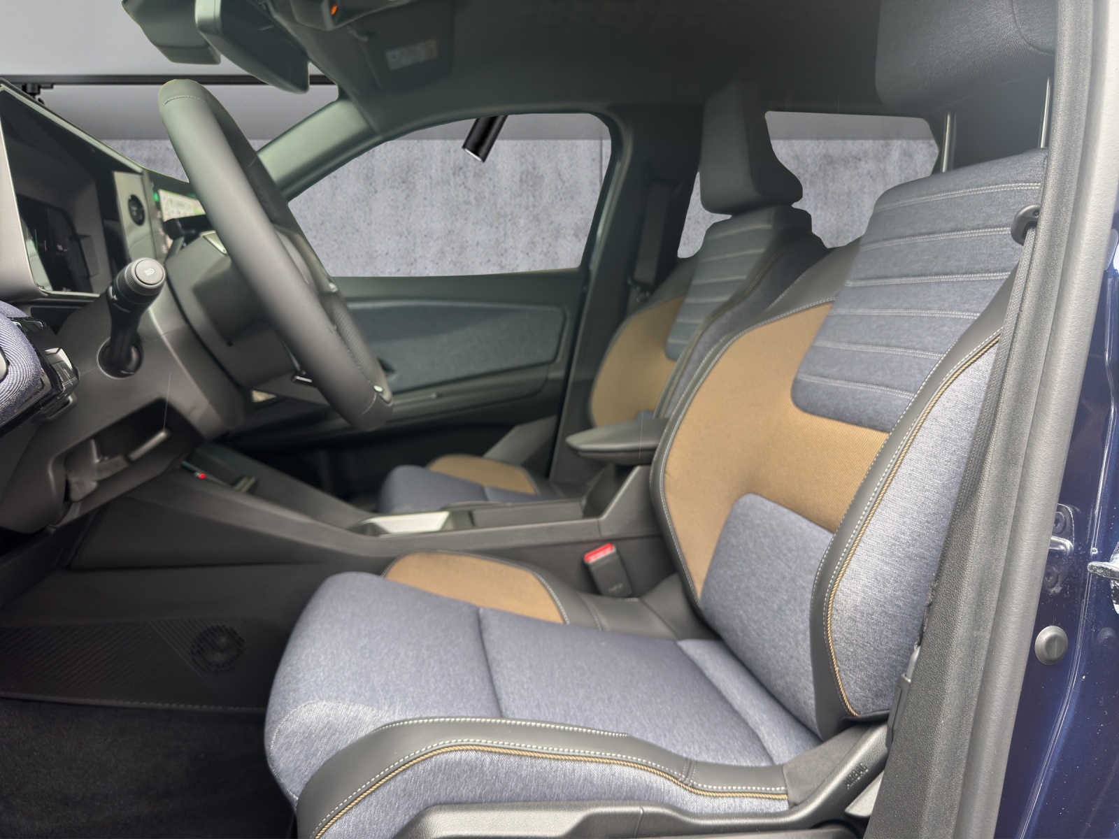 RENAULT R5 E-Tech Comfort Range 52 kWh Techno-image-5