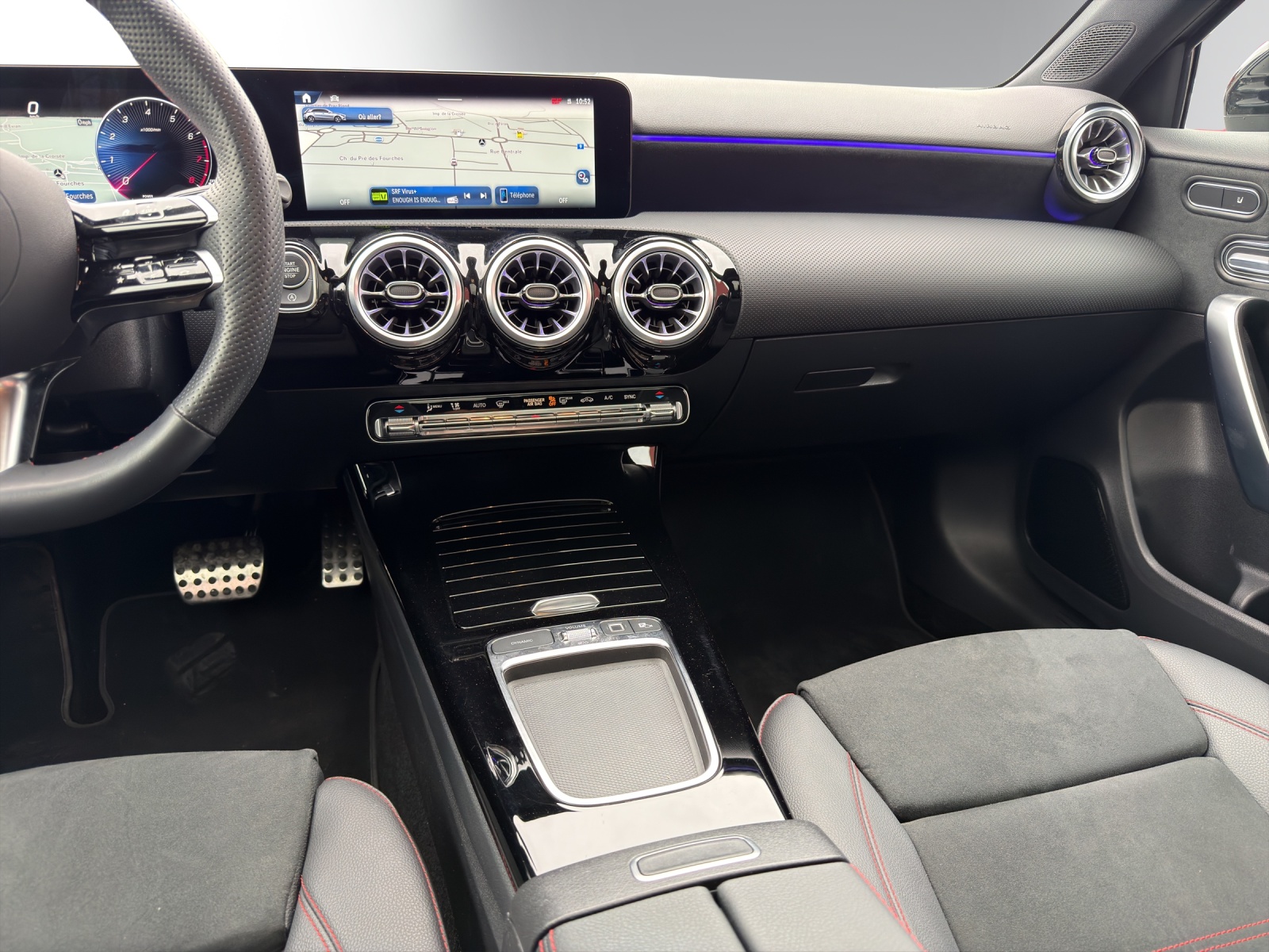 Image MERCEDES-BENZ A-200 A 200 7G-DCT