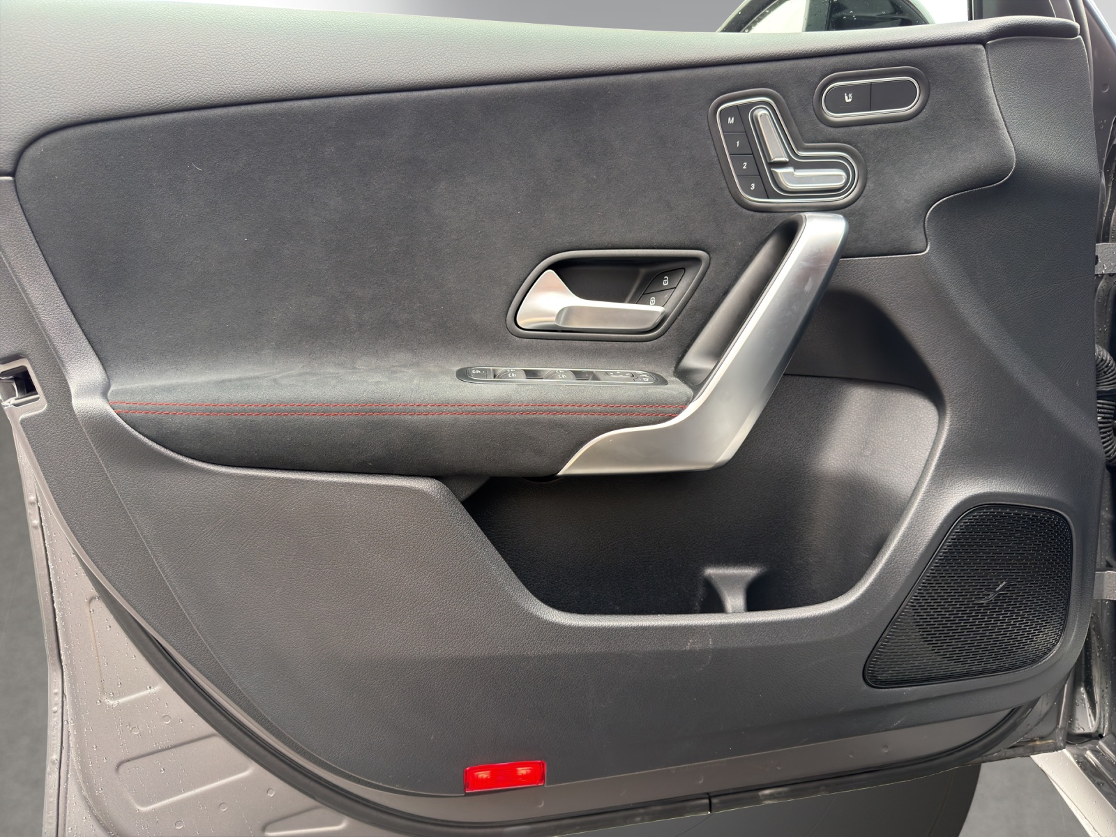 Image MERCEDES-BENZ A-200 A 200 7G-DCT