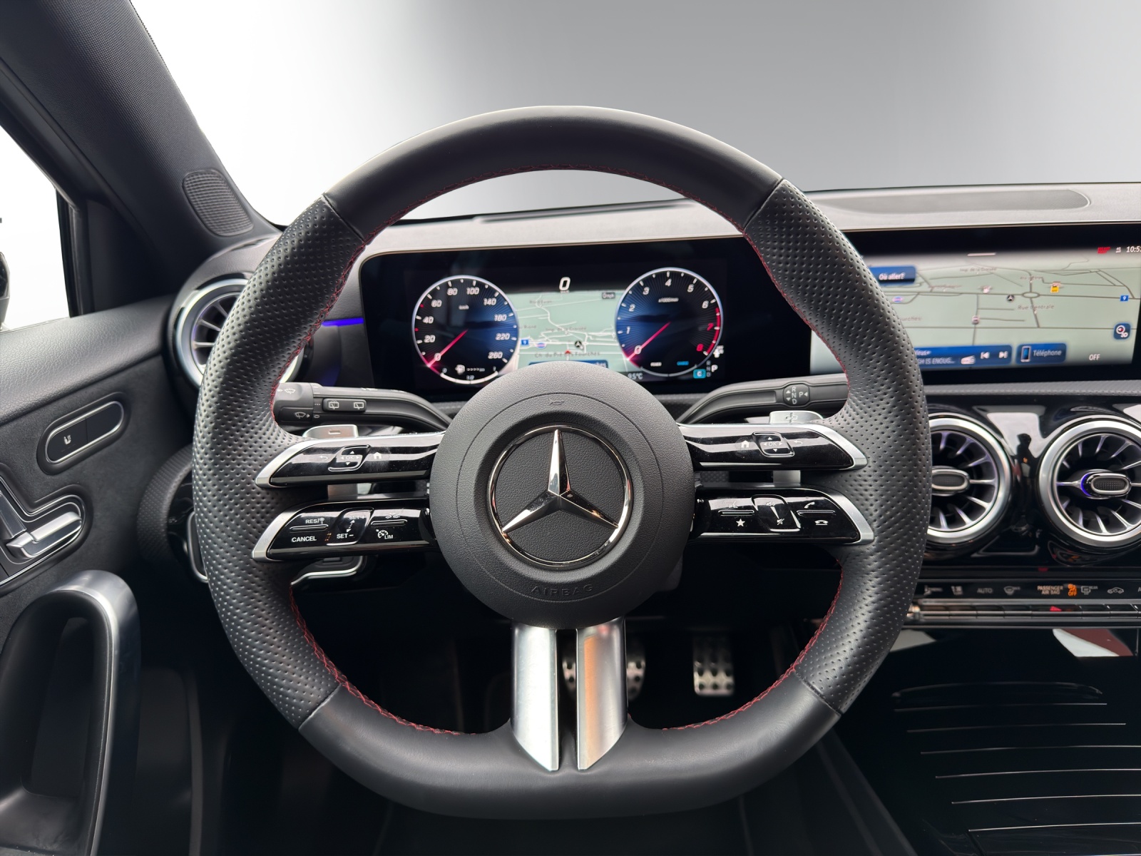 Image MERCEDES-BENZ A-200 A 200 7G-DCT