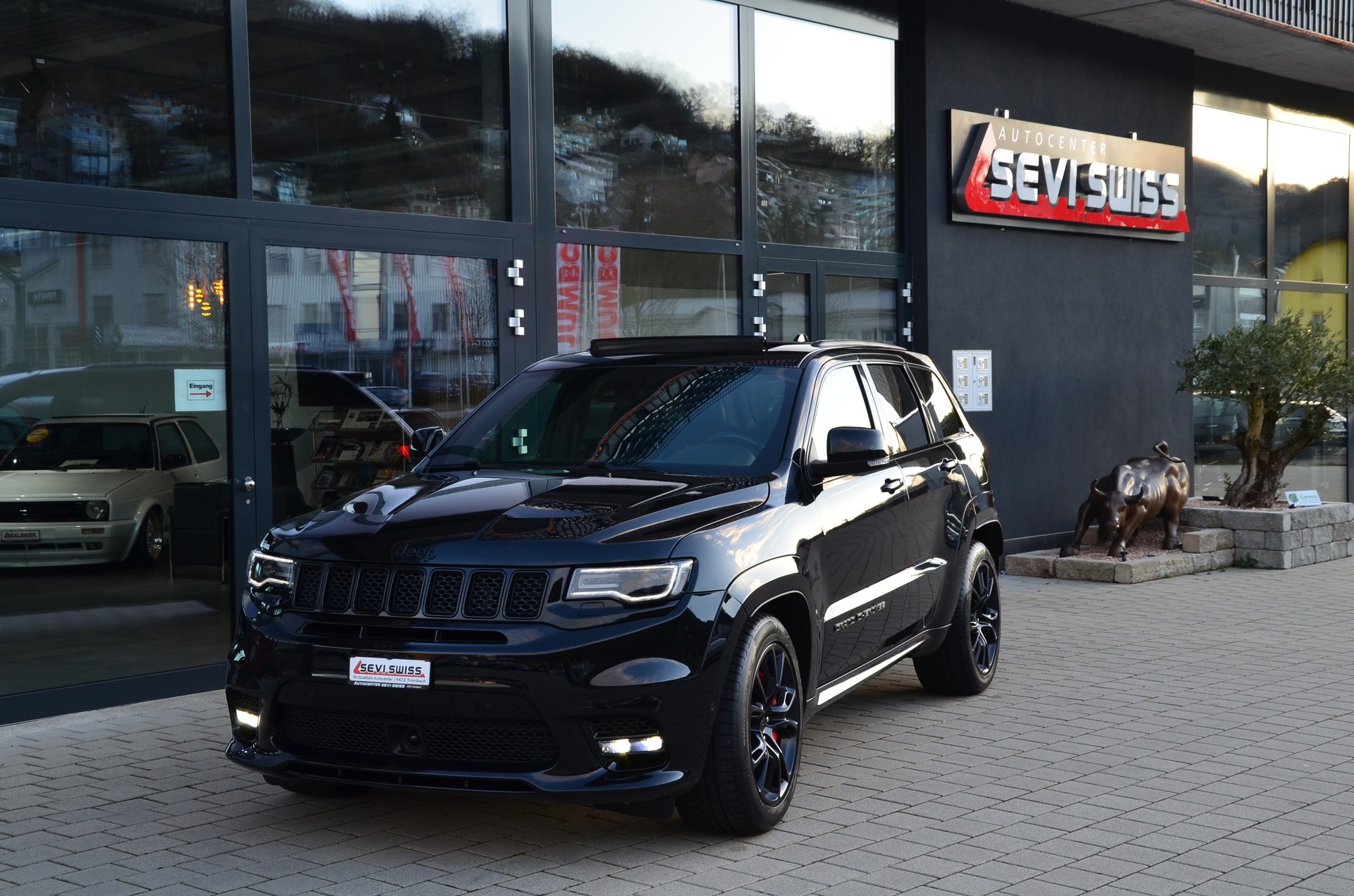 JEEP Grand Cherokee 6.4 V8 HEMI SRT8 Automatic*Frisch ab MFK,1 Jahr oder 20'000km Garantie*-image-5