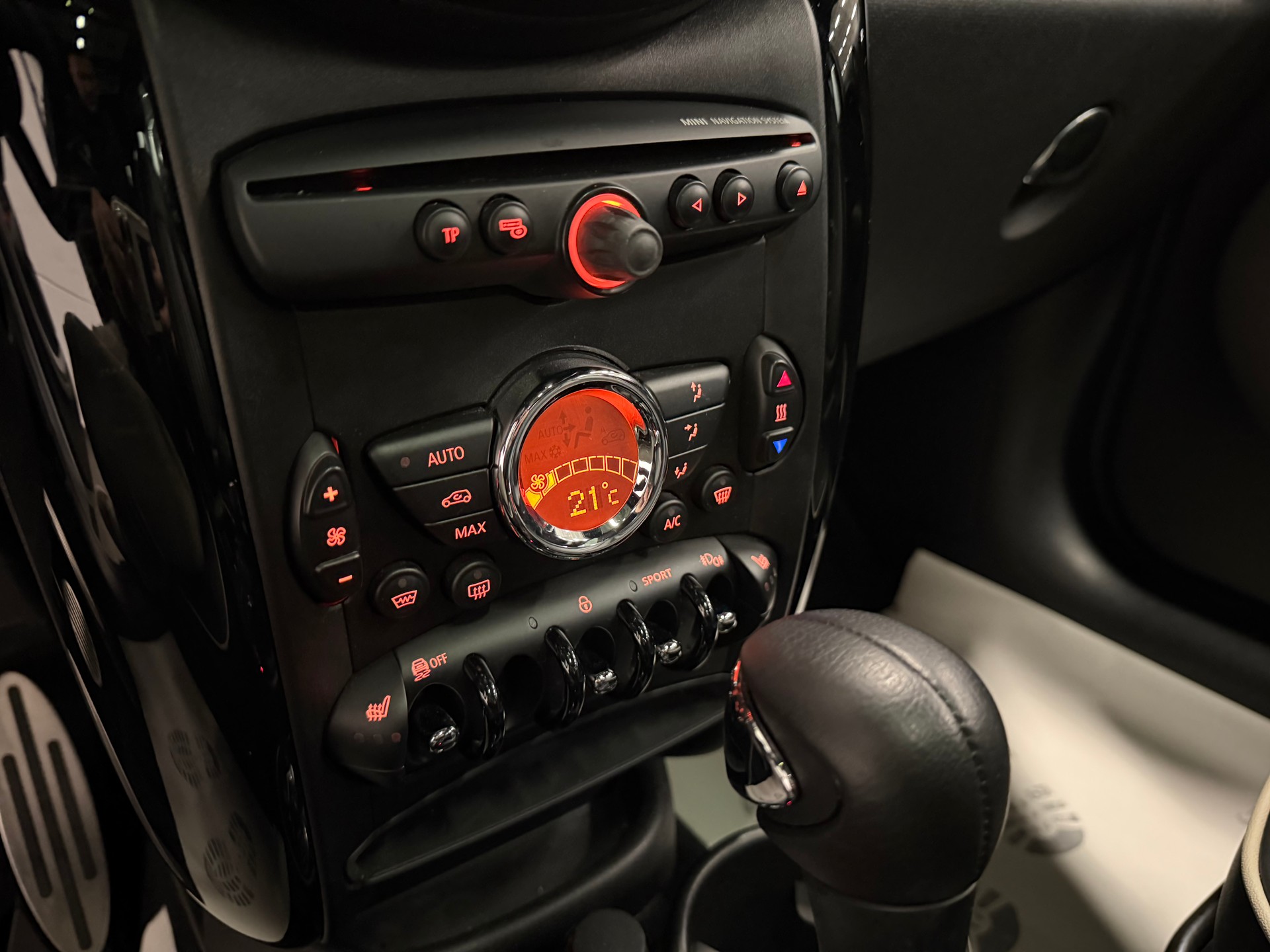 MINI Countryman John Cooper Works ALL4 Steptronic-image-26