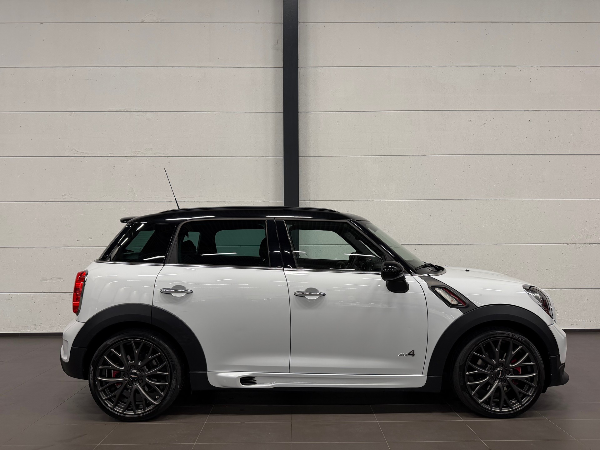 MINI Countryman John Cooper Works ALL4 Steptronic-image-8