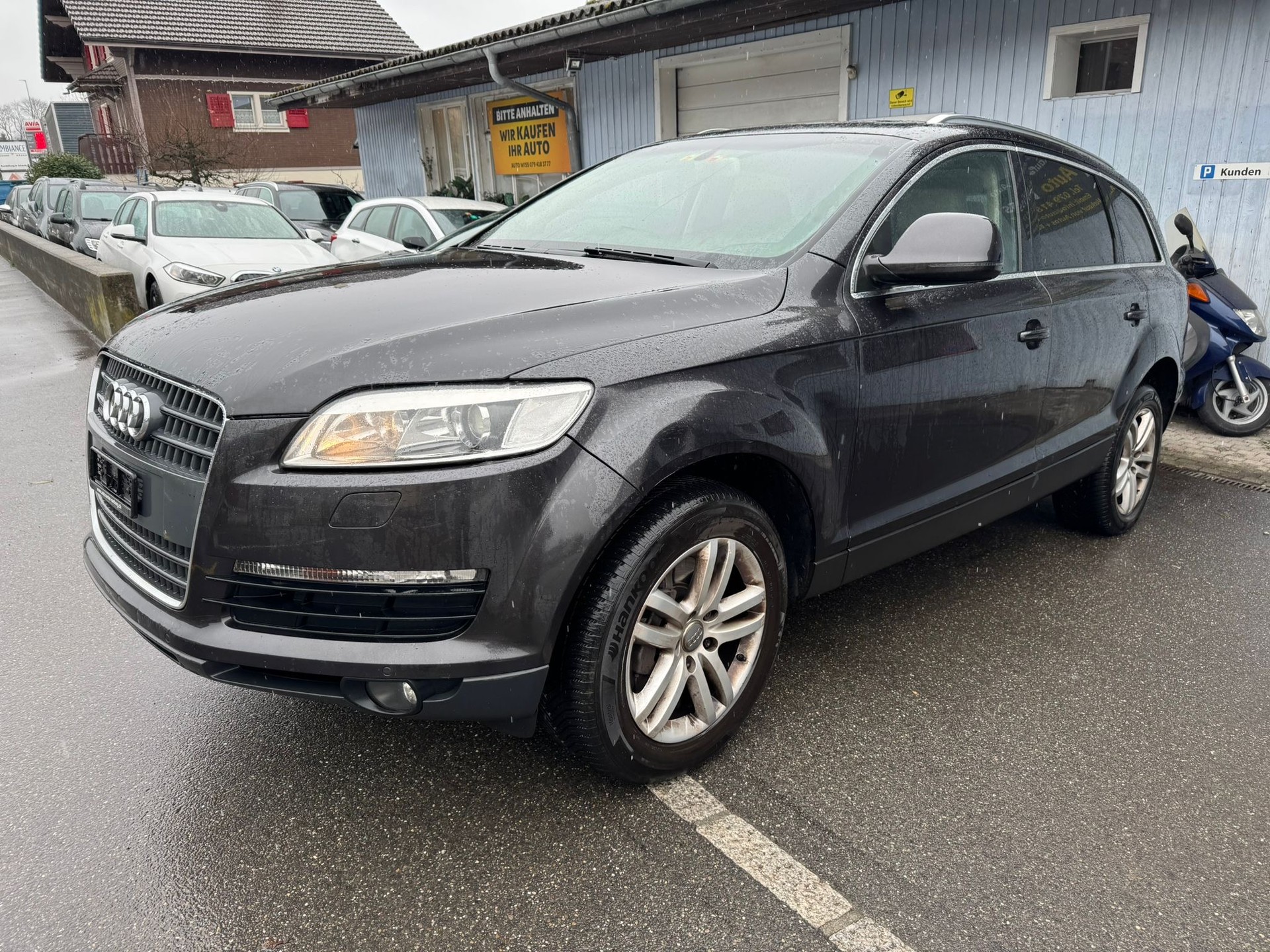 AUDI Q7 4.2 FSI quattro tiptronic-image-1