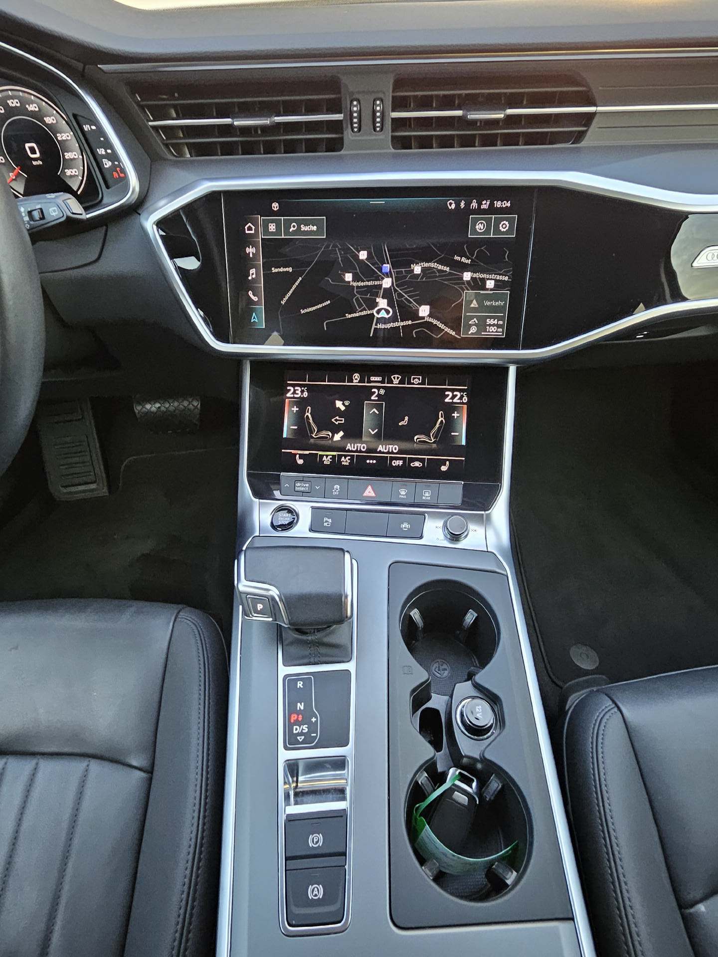AUDI A6 Avant 2.0 40 TDI S-Tronic-image-15