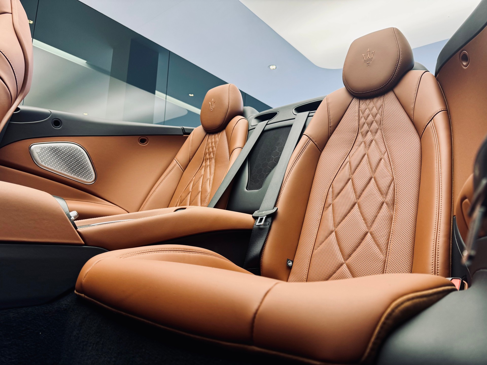 MASERATI GranCabrio Modena-image-12