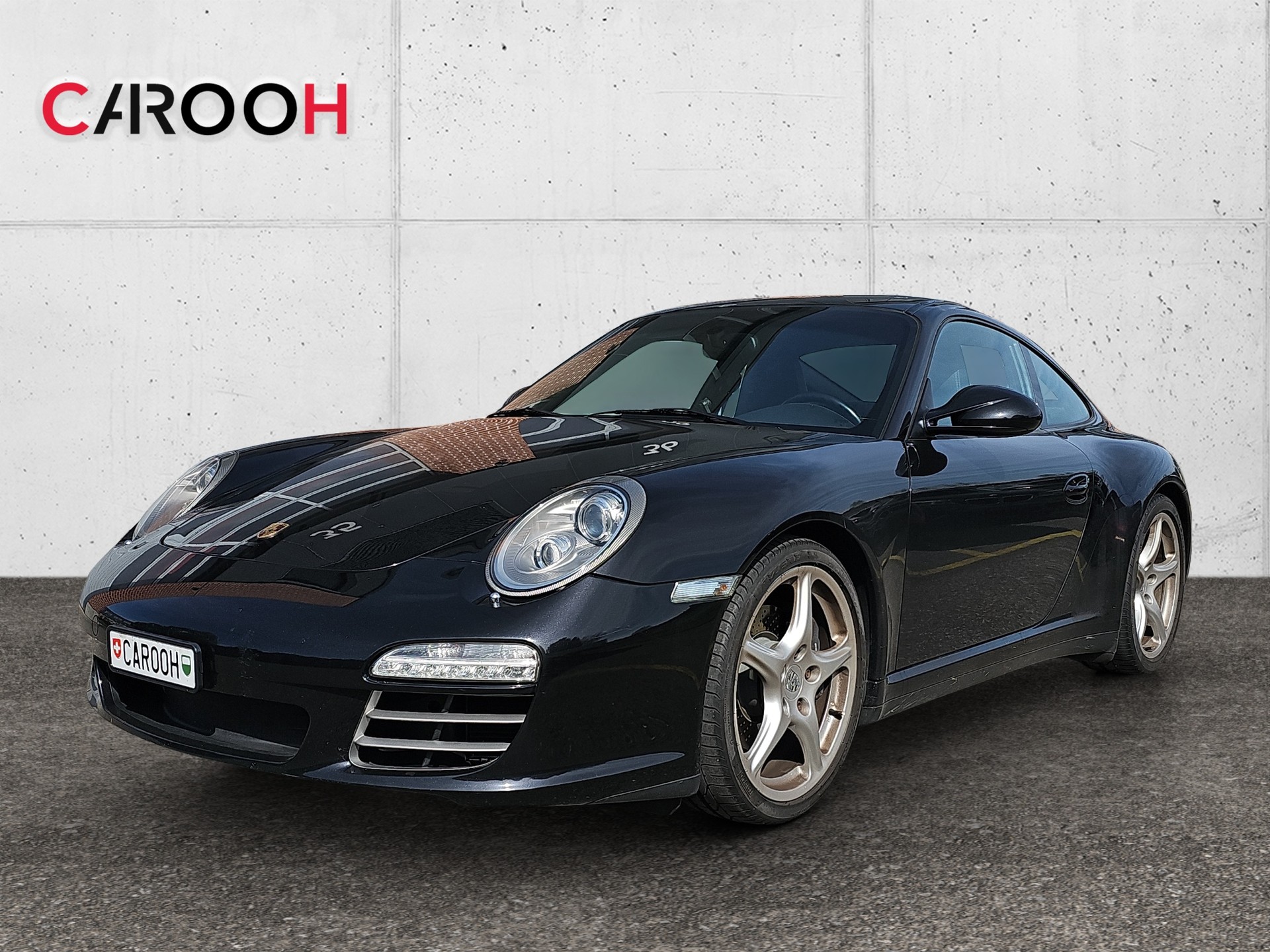 PORSCHE 911 Carrera 4-image-2