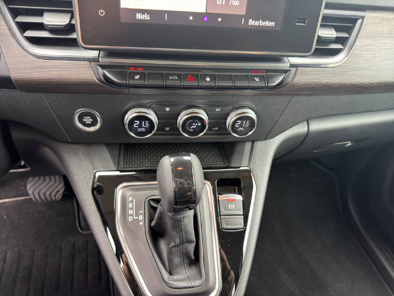 RENAULT Grand Kangoo Kombi techno EV45-image-6