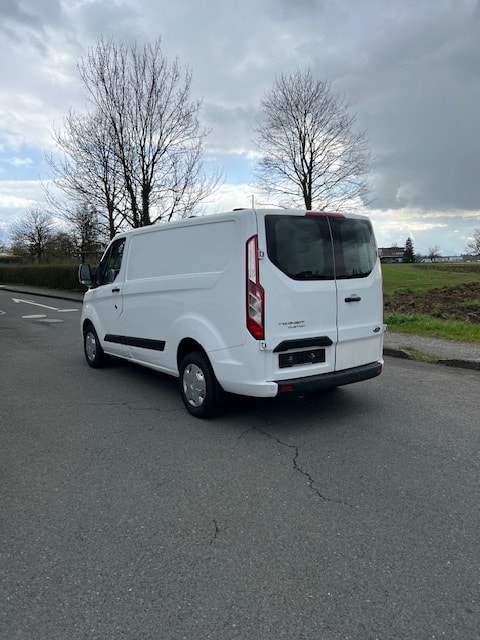 FORD Transit Custom Van 280 L1H1Trend-image-2